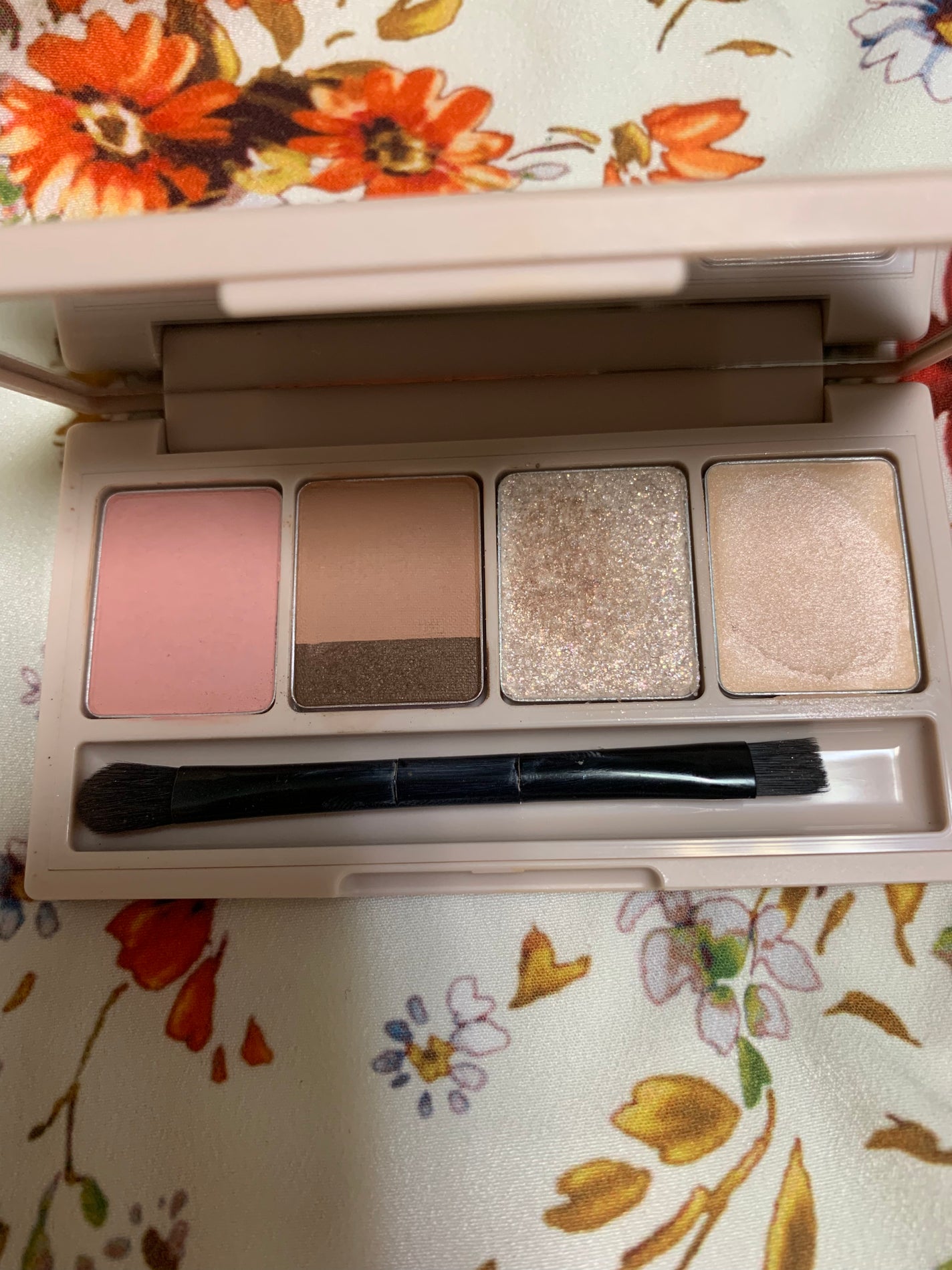 足しパレ/Fujiko/アイシャドウパレットを使ったクチコミ(2枚目)