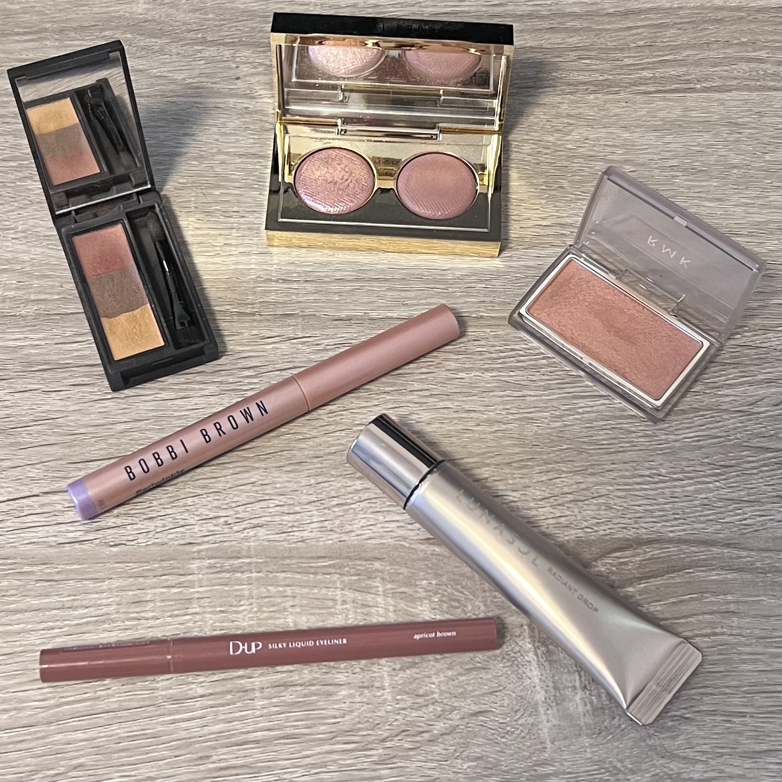 ロングウェア クリーム シャドウ スティック L76 ペリウィンクル/BOBBI BROWN/スティックアイシャドウを使ったクチコミ（1枚目）