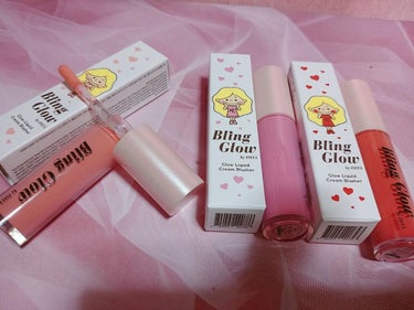 BLING GLOW グローリキッドクリームチークのクチコミ「Bling glow

クリームチーク

01アプリコット
デイリーピーチベースカラー
02ピ.....」（1枚目）