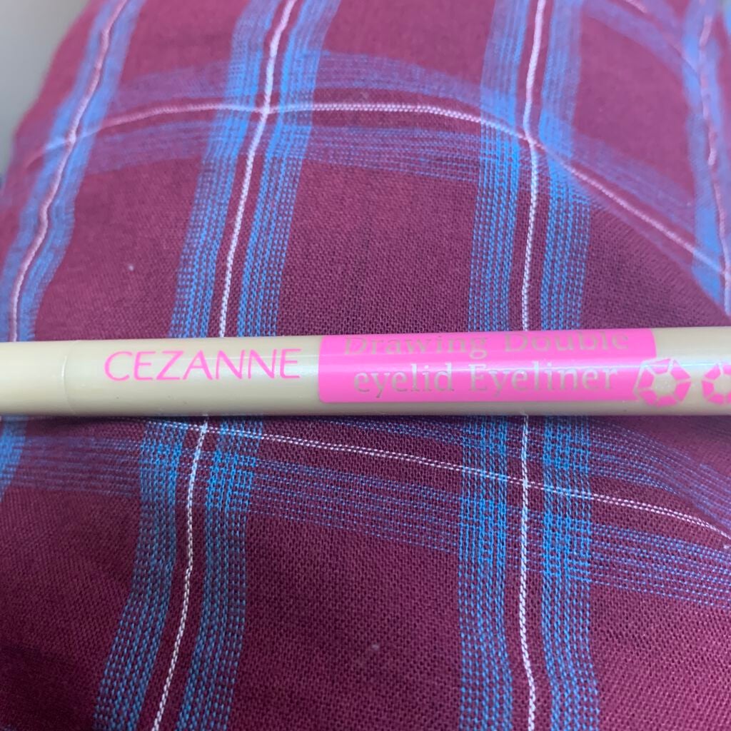 描くふたえアイライナー/CEZANNE/リキッドアイライナーを使ったクチコミ(2枚目)