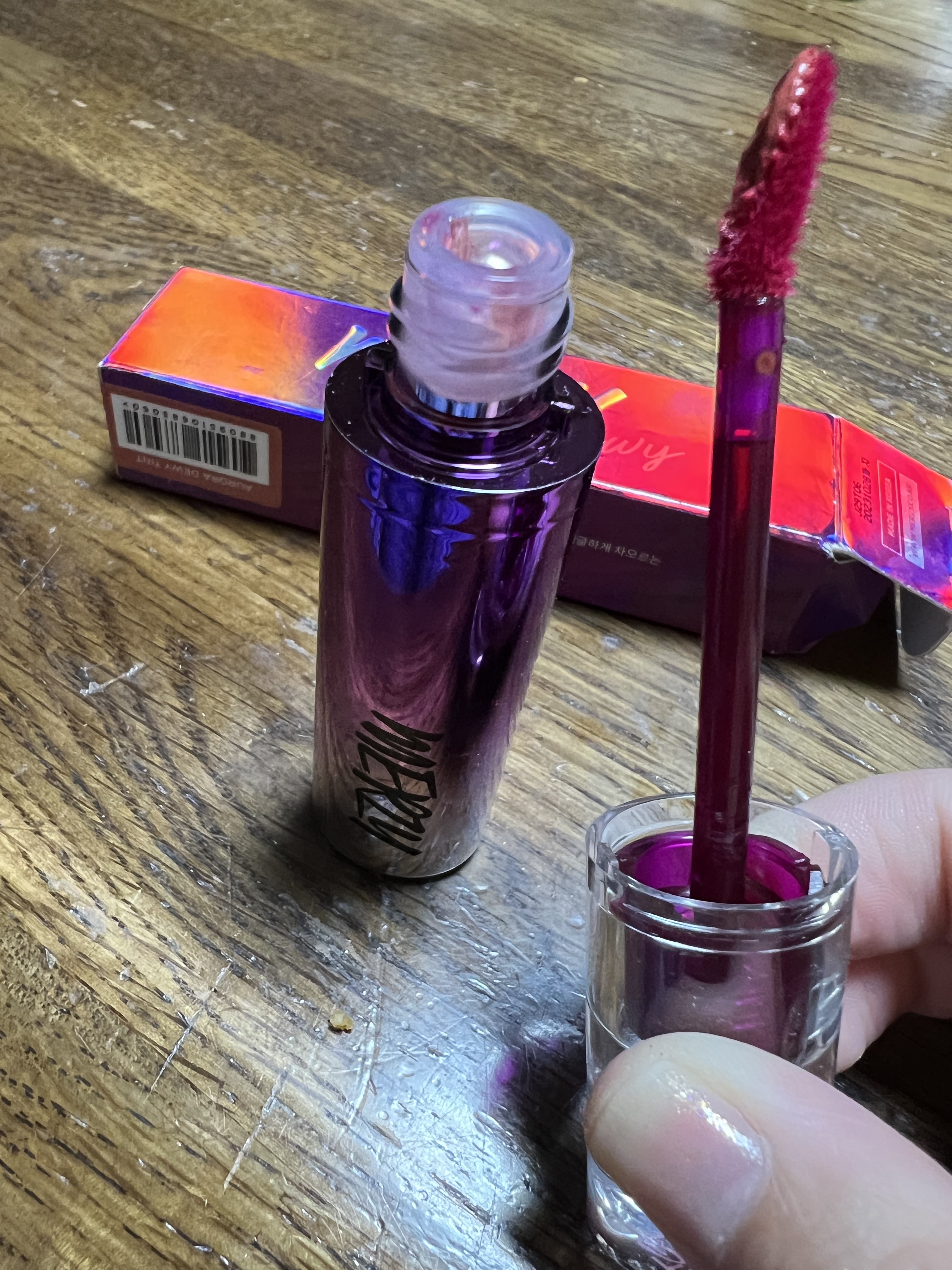 オーロラ デュイ ティント DT1.ローズレイン/MERZY/リップティントを使ったクチコミ（2枚目）