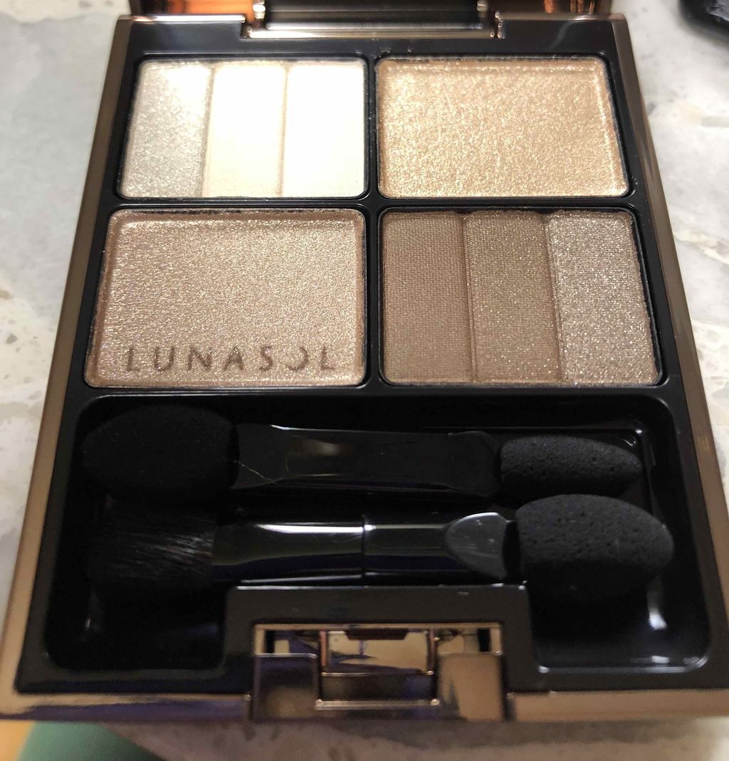 スリーディメンショナルアイズ 01 Natural Beige/LUNASOL/アイシャドウパレットを使ったクチコミ（1枚目）