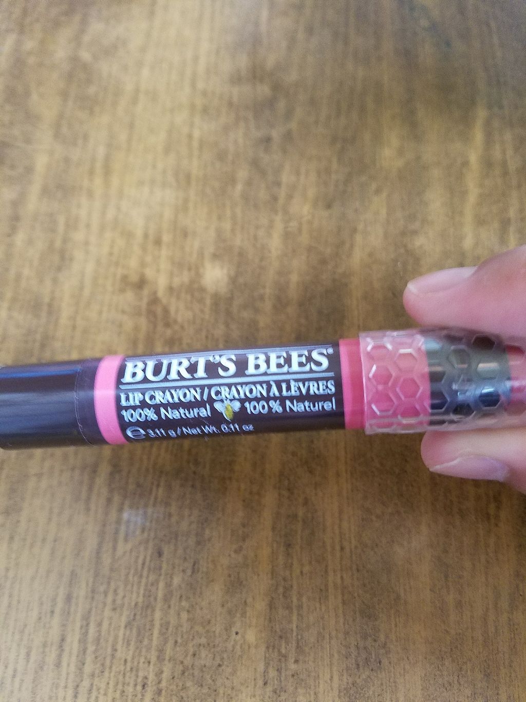 BURT'S BEES リップクレヨンのクチコミ「正月に買ったBurt's Beesの福袋のリップクレヨン💄
色は濃いめのピンク✨
発色はまあま.....」（1枚目）