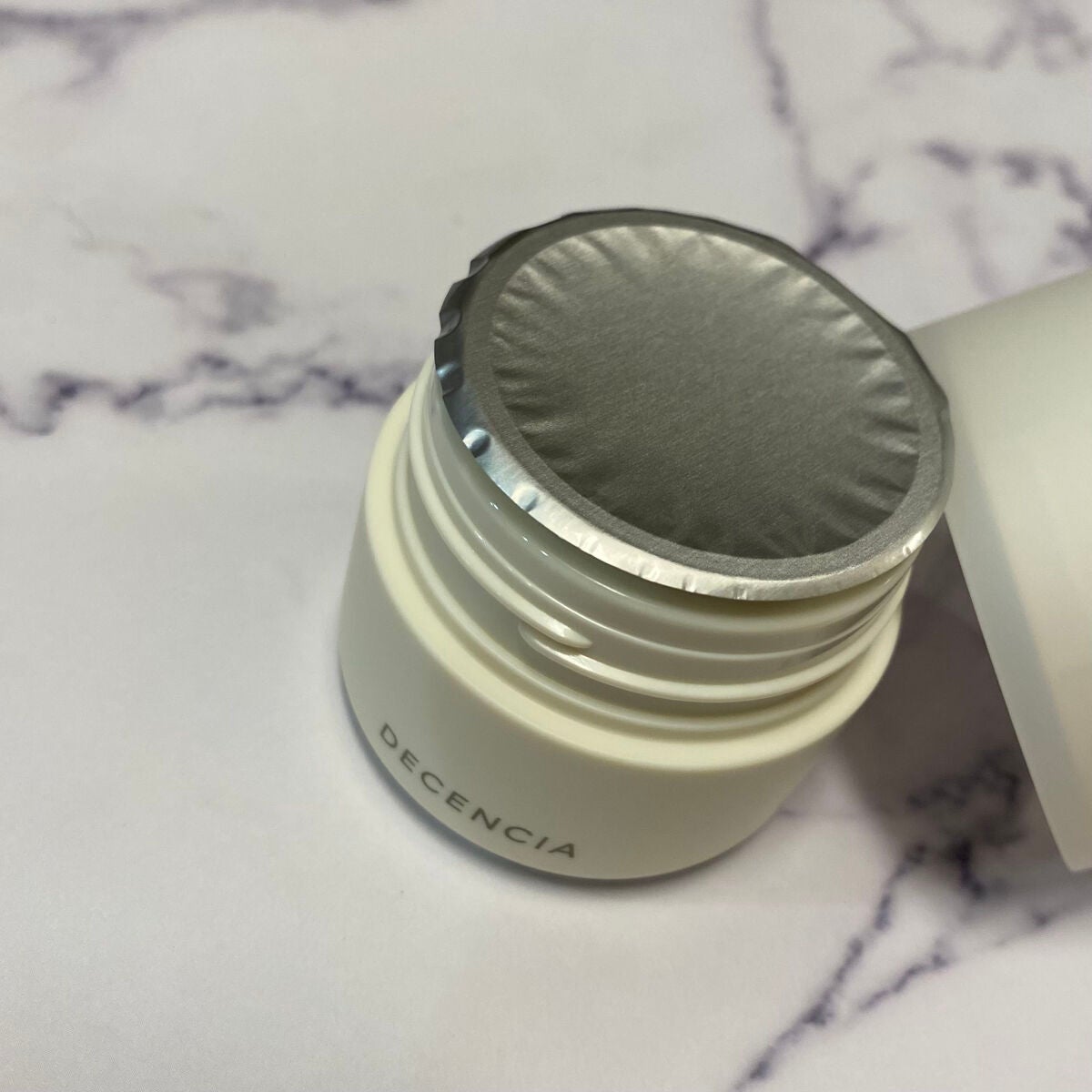ディセンシア クリーム/DECENCIA/フェイスクリームを使ったクチコミ(3枚目)