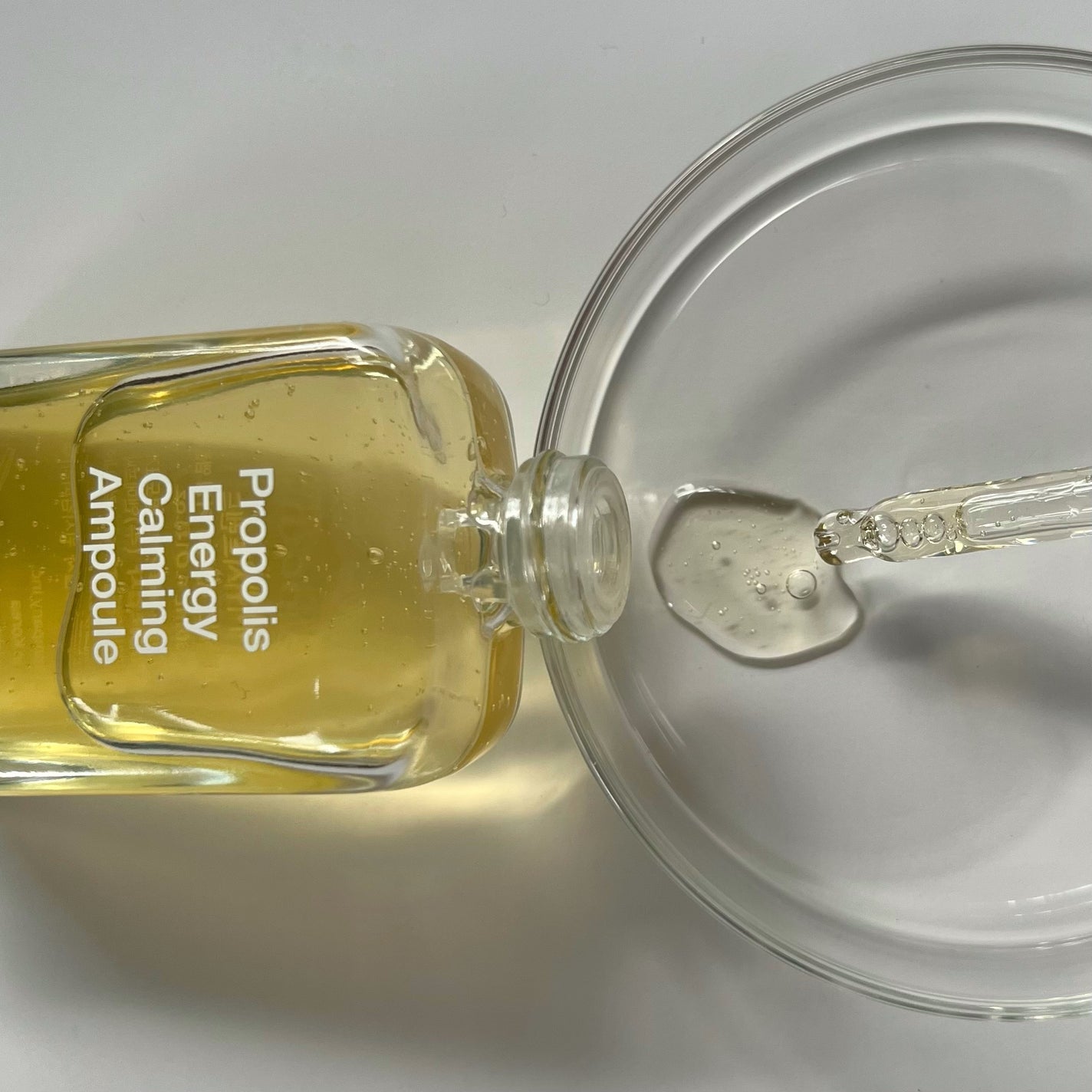 プロポリスエナジーカーミングアンプル/By Wishtrend/美容液を使ったクチコミ(4枚目)