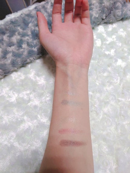 アイシーローズシャドウ/KATE/アイシャドウパレットを使ったクチコミ(4枚目)