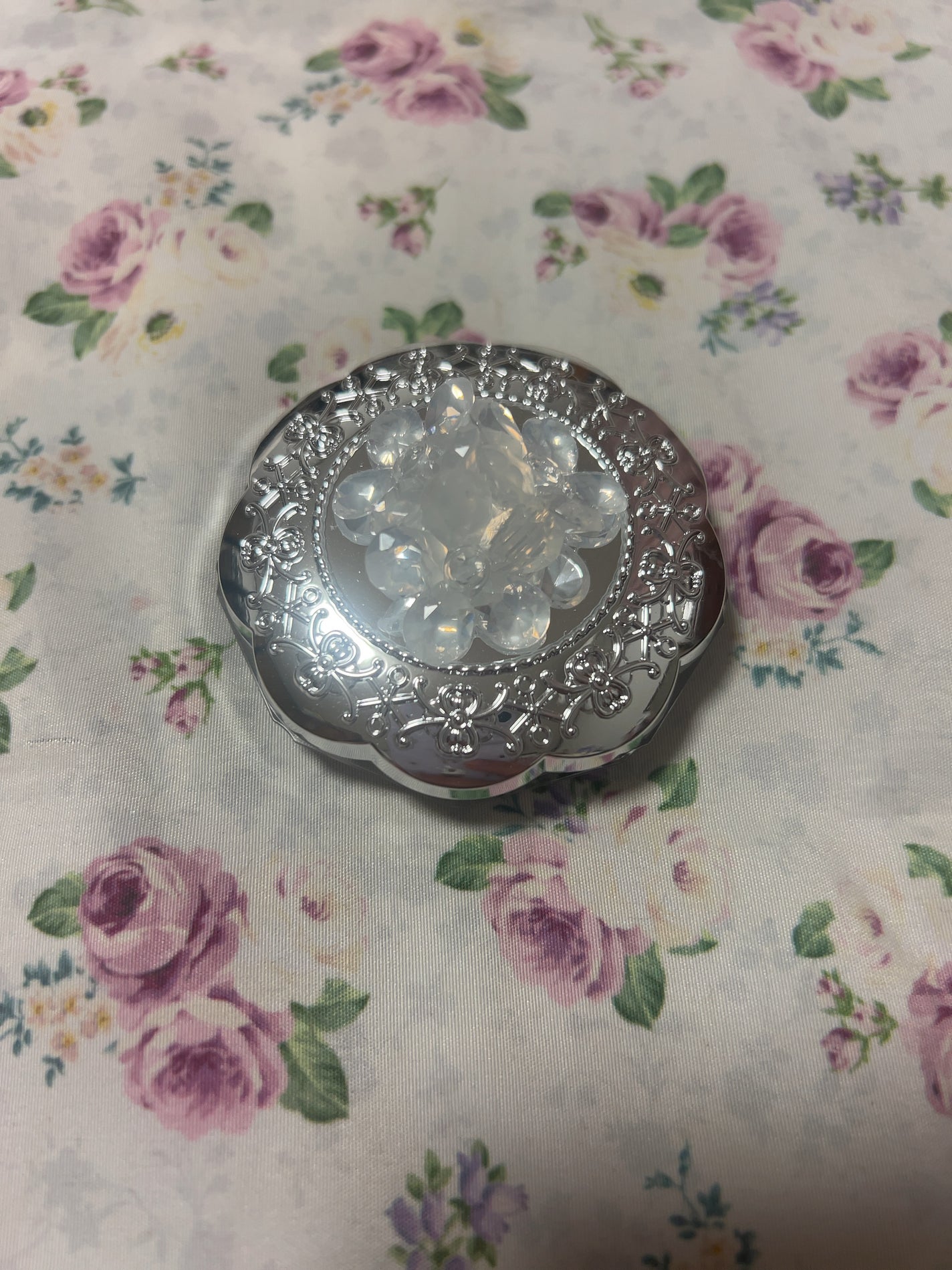 ジルスチュアート クリスタルブルーム ペタルクチュールアイズ デュオ/JILL STUART/アイシャドウパレットを使ったクチコミ(4枚目)