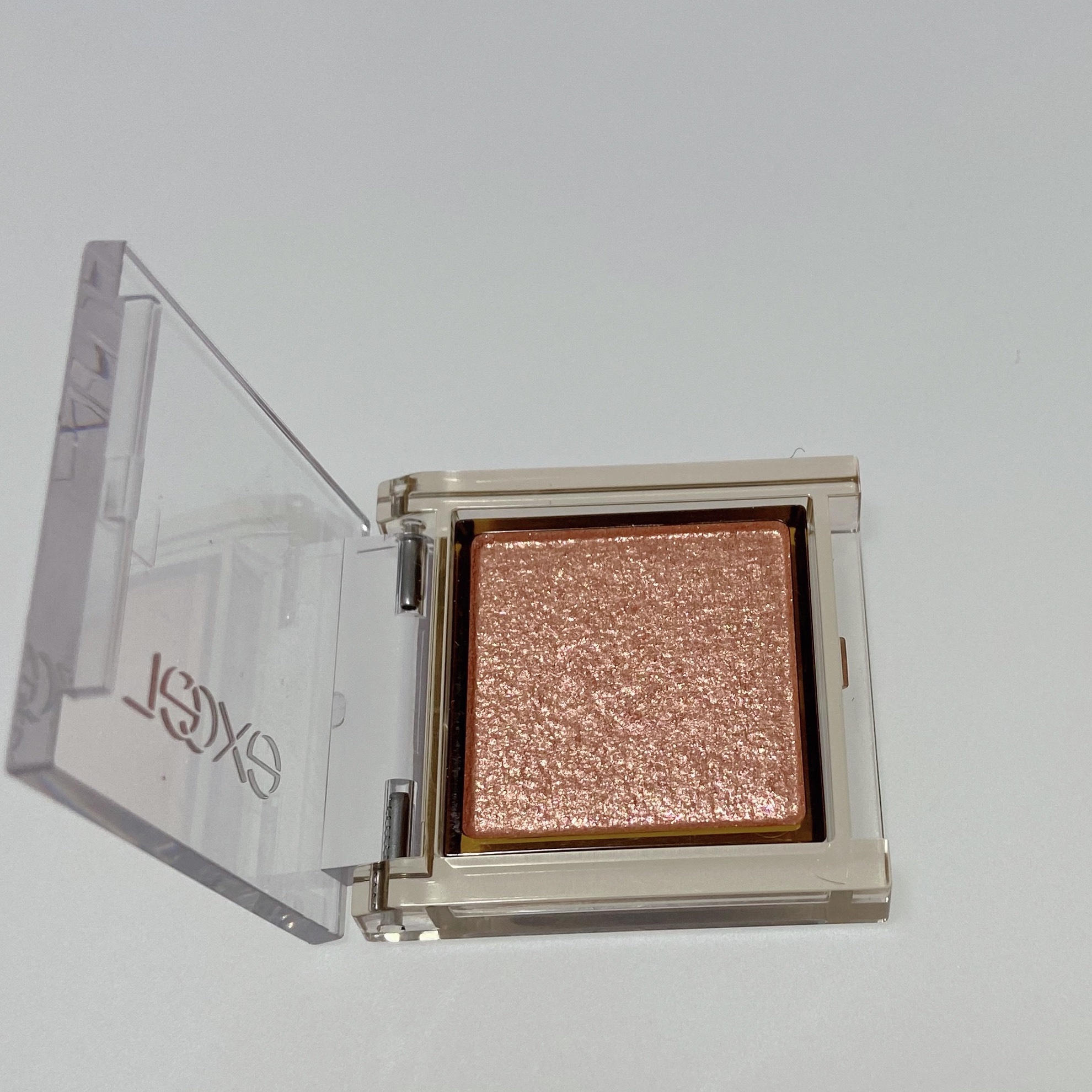 アイプランナー/excel/単色アイシャドウを使ったクチコミ（2枚目）