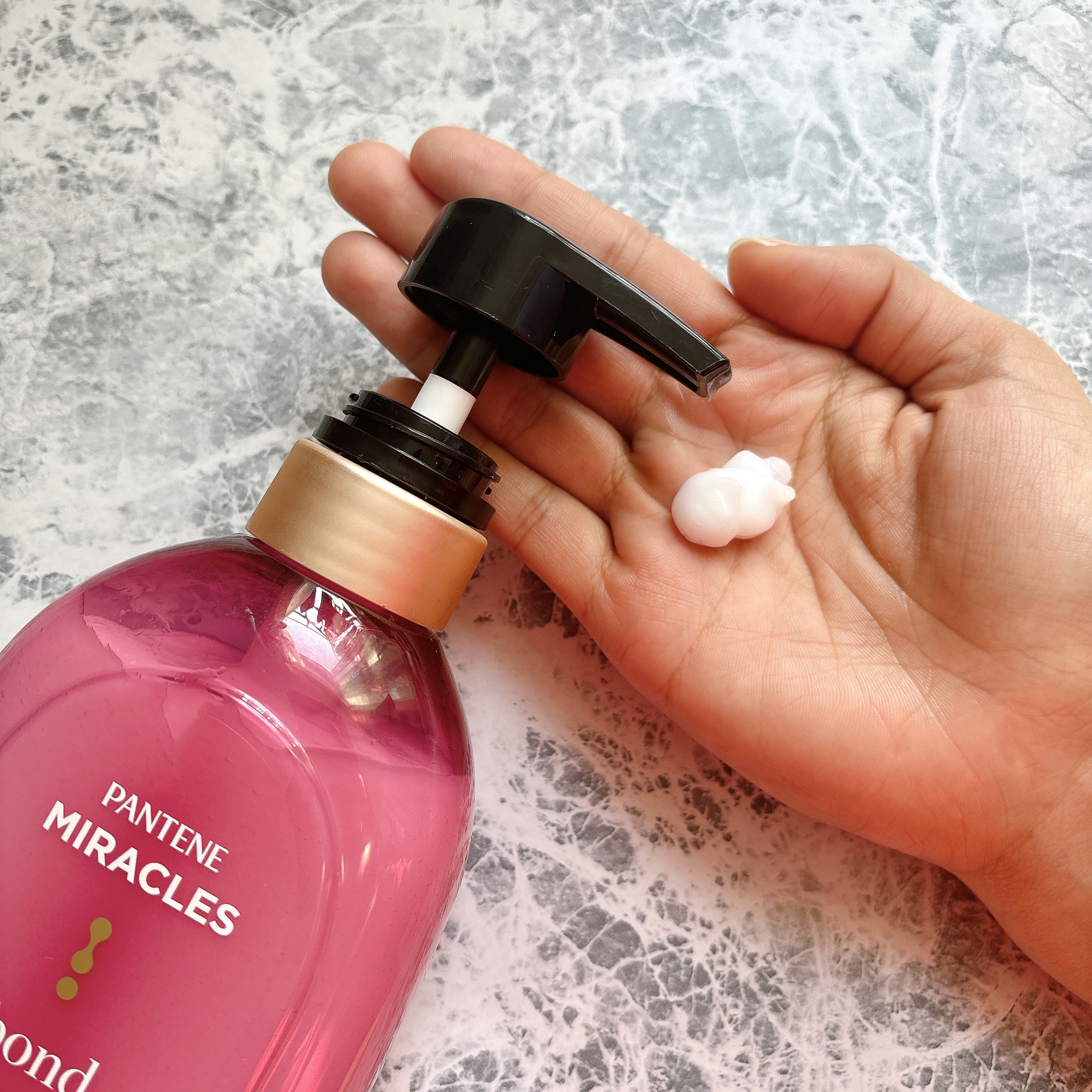 ボンド リペア (カラーシャイン & リペア) シャンプー ＆ トリートメント/パンテーン/市販シャンプーを使ったクチコミ（3枚目）