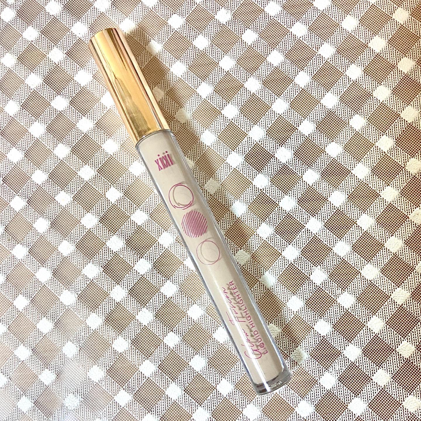 ハイライト/xixi/リキッドハイライトを使ったクチコミ（2枚目）