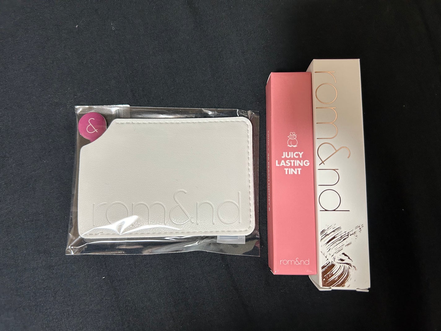 ジューシーラスティングティント/rom&nd/リップティントを使ったクチコミ(1枚目)