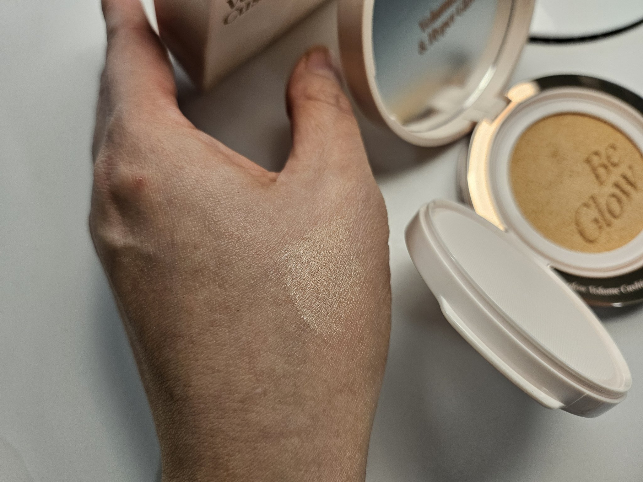 エスポア ビーグロー ボリュームクッション/espoir/クッションファンデーションを使ったクチコミ（3枚目）