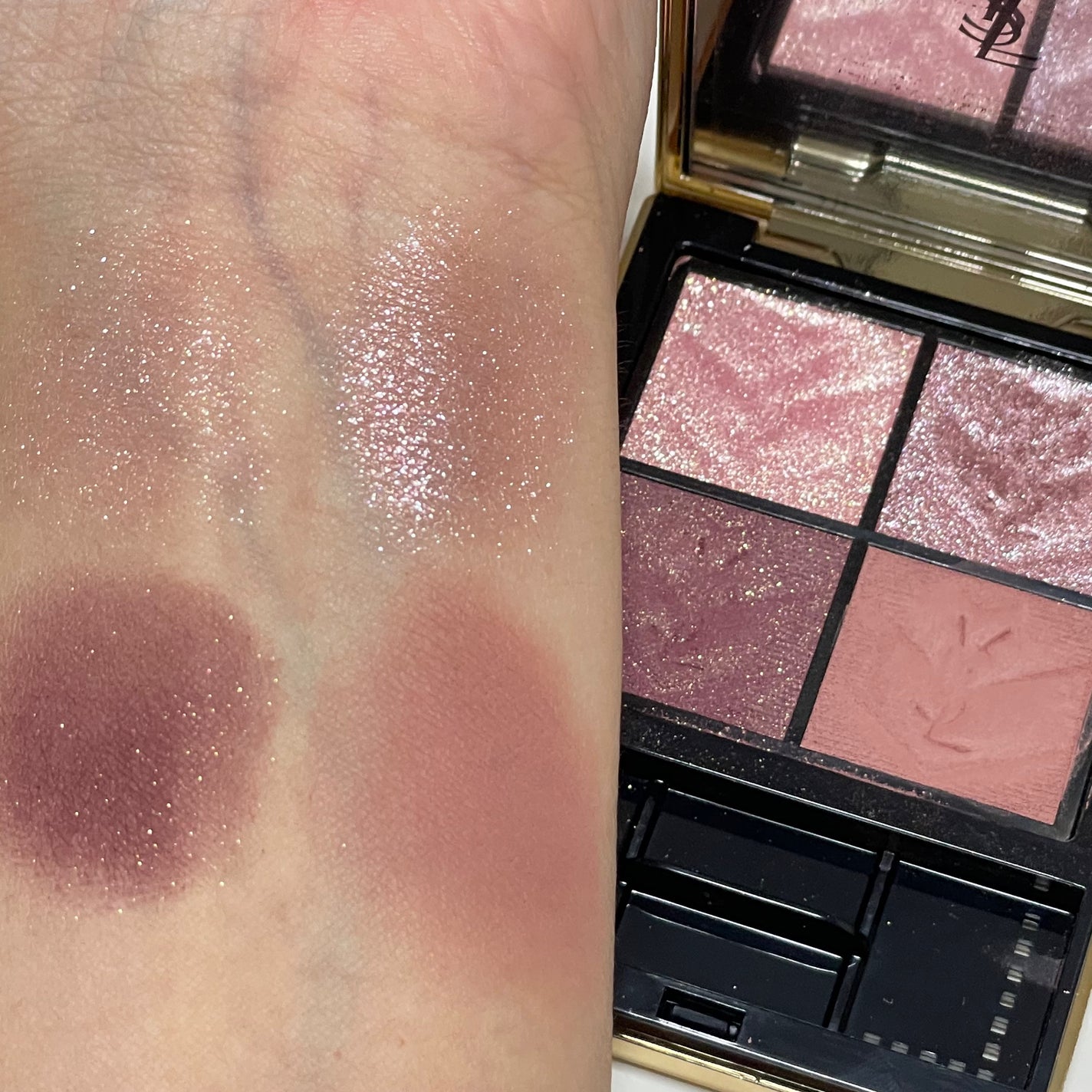 クチュール ミニ クラッチ/YVES SAINT LAURENT BEAUTE/アイシャドウパレットを使ったクチコミ(3枚目)