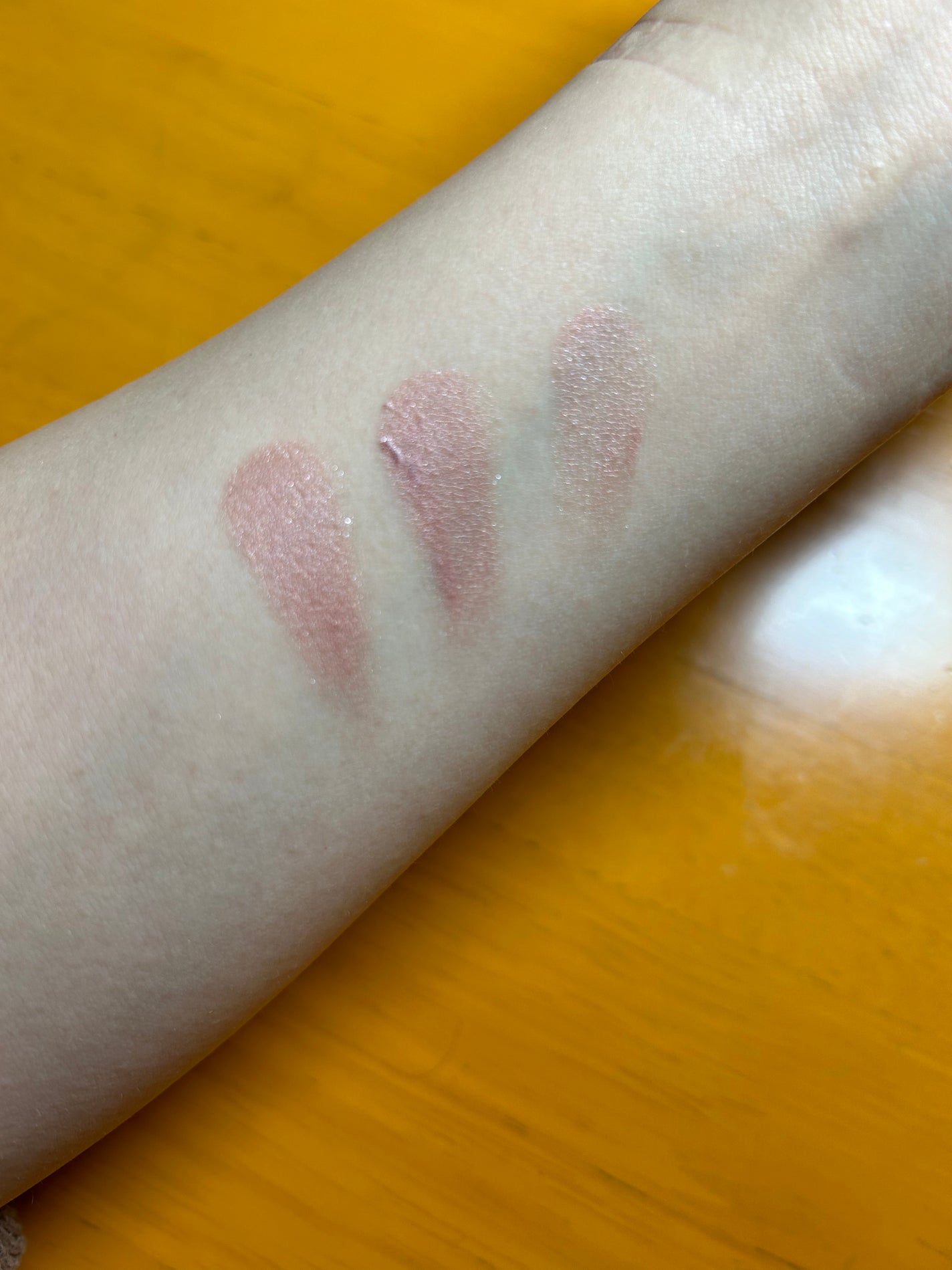 アイグロウジェム スキンシャドウ/DECORTÉ/ジェル・クリームアイシャドウを使ったクチコミ(2枚目)