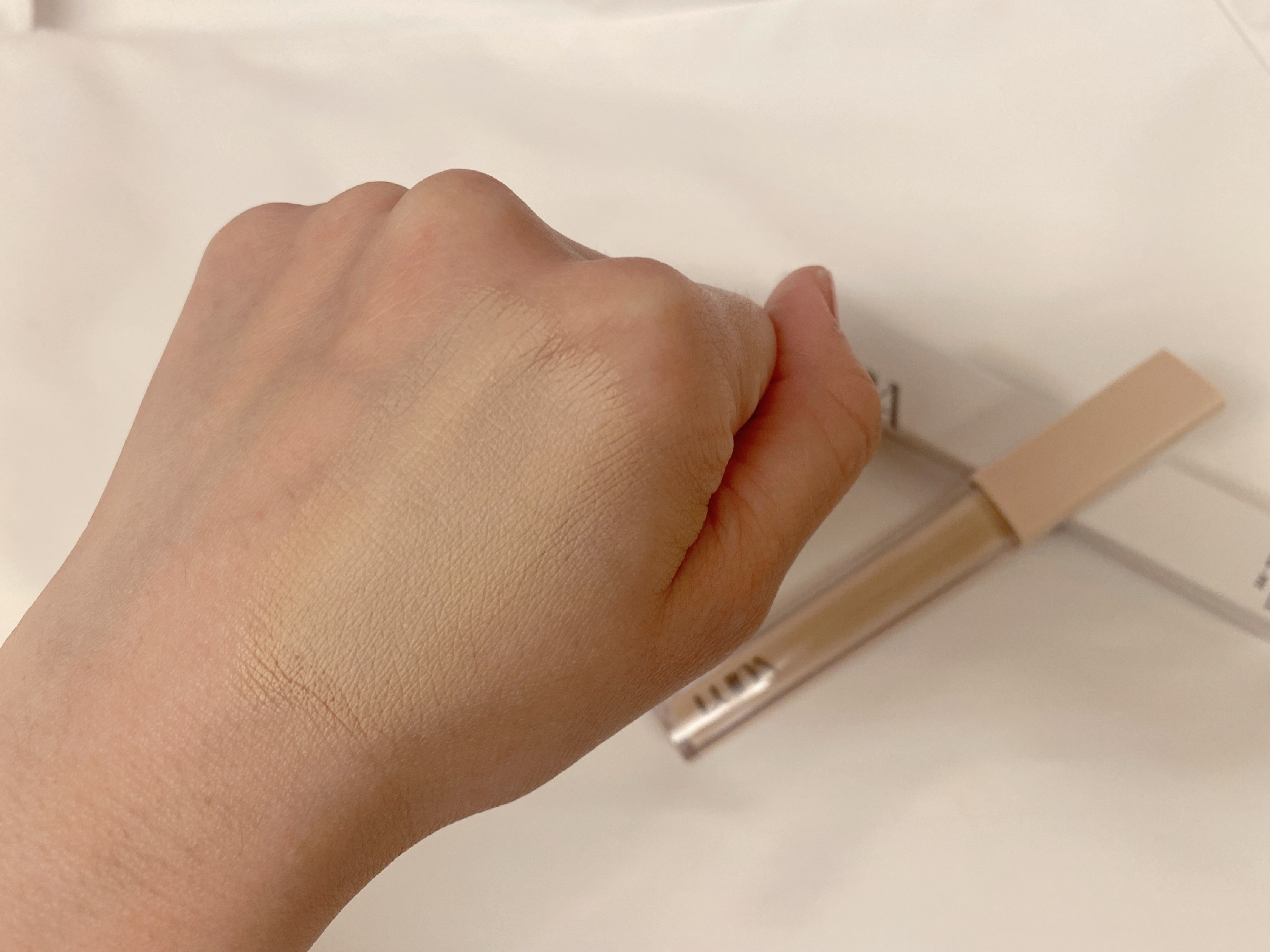 ロングラスティングチップコンシーラーフィックシングフィット/LUNA/リキッドコンシーラーを使ったクチコミ（3枚目）