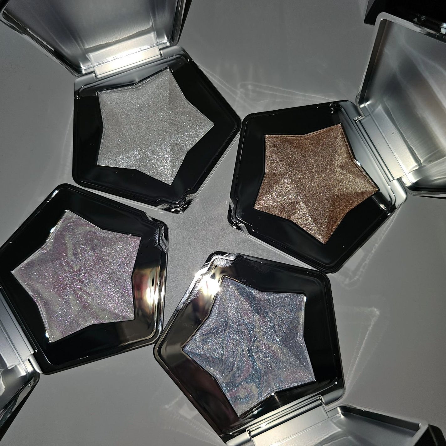 スターダストダイヤモンドハイライトパウダー/PERFECT DIARY/パウダーハイライトを使ったクチコミ(5枚目)