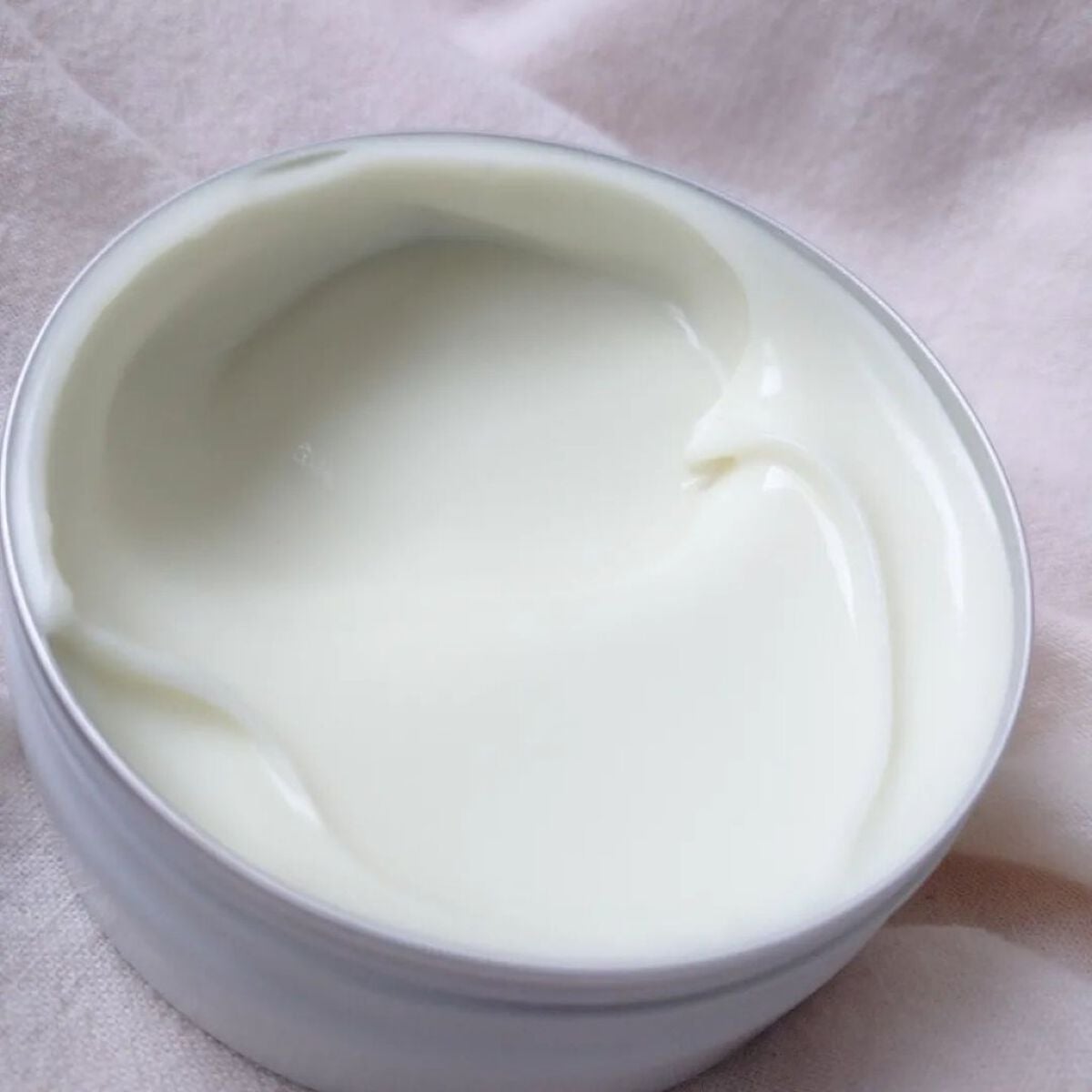 スチームクリーム UVプロテクション 33/STEAMCREAM/日焼け止めクリームを使ったクチコミ(2枚目)