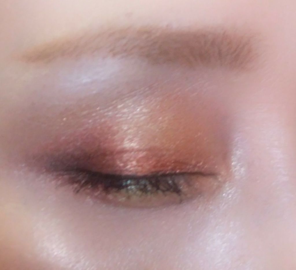 ガゼル on LIPS 「☆先日買ったドドのメタリックパレットでアイメイクしました☺シマ..」(2枚目)