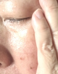 TOLUX 薬用ホワイトニングフェイスジェル/TOLUX/オールインワン化粧品を使ったクチコミ（3枚目）