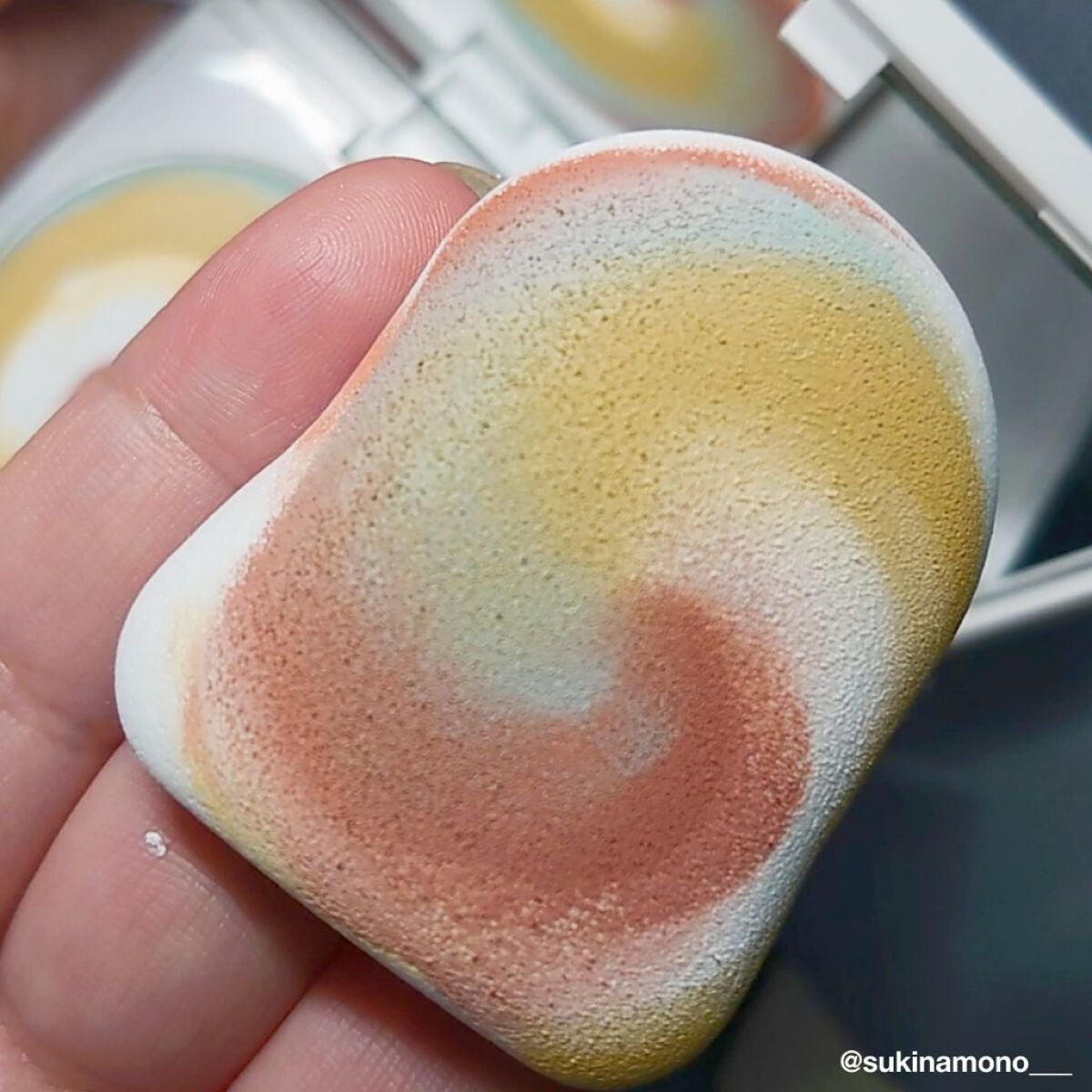 カラーブレンドグローファンデーション/ディエム クルール/クリーム・エマルジョンファンデーションを使ったクチコミ(7枚目)