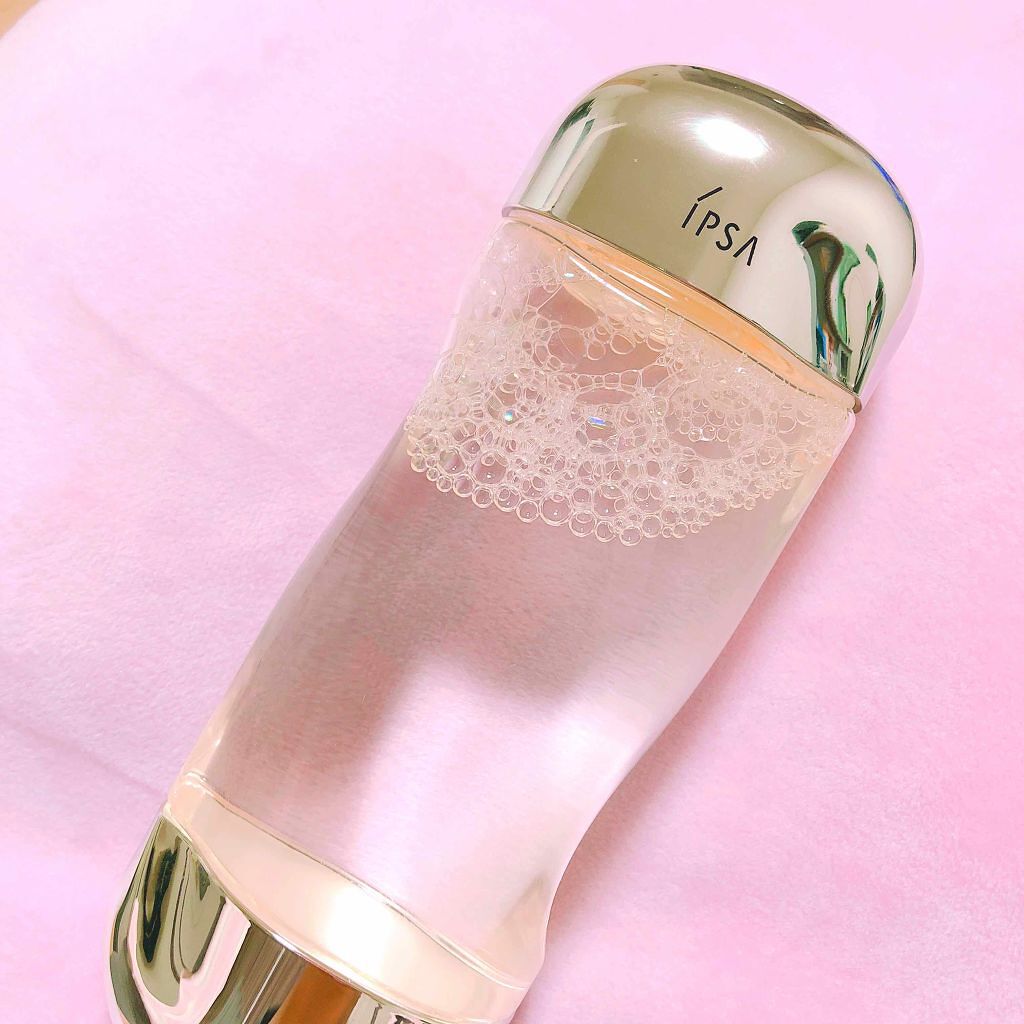 またまたイプサ💓

これほんと欲しくて欲しくて欲しくて、ずーっと品切れだったので入荷日のオープンとともに入店して買いに行きました₍₍ ◝(●˙꒳˙●)◜ ₎₎

ずっと化粧水はアクアレーベル(超しっとり)使ってたので、初めて使った時はシャ