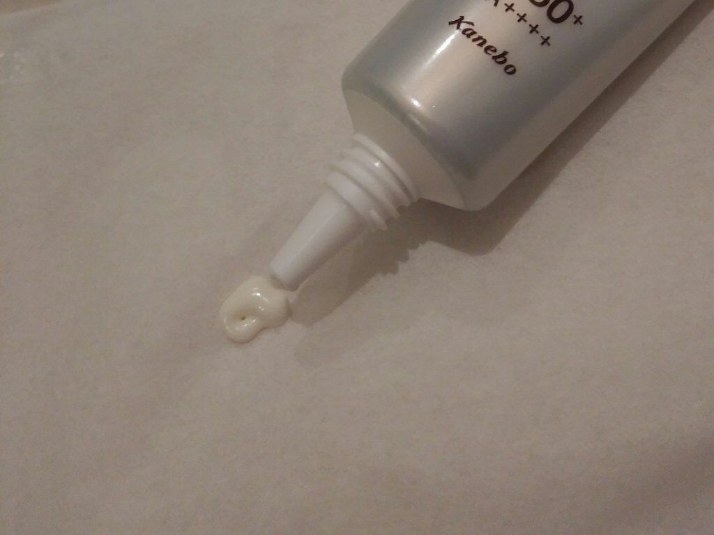 ブライトニングUVデイエッセンス/DEW/美容液を使ったクチコミ(5枚目)