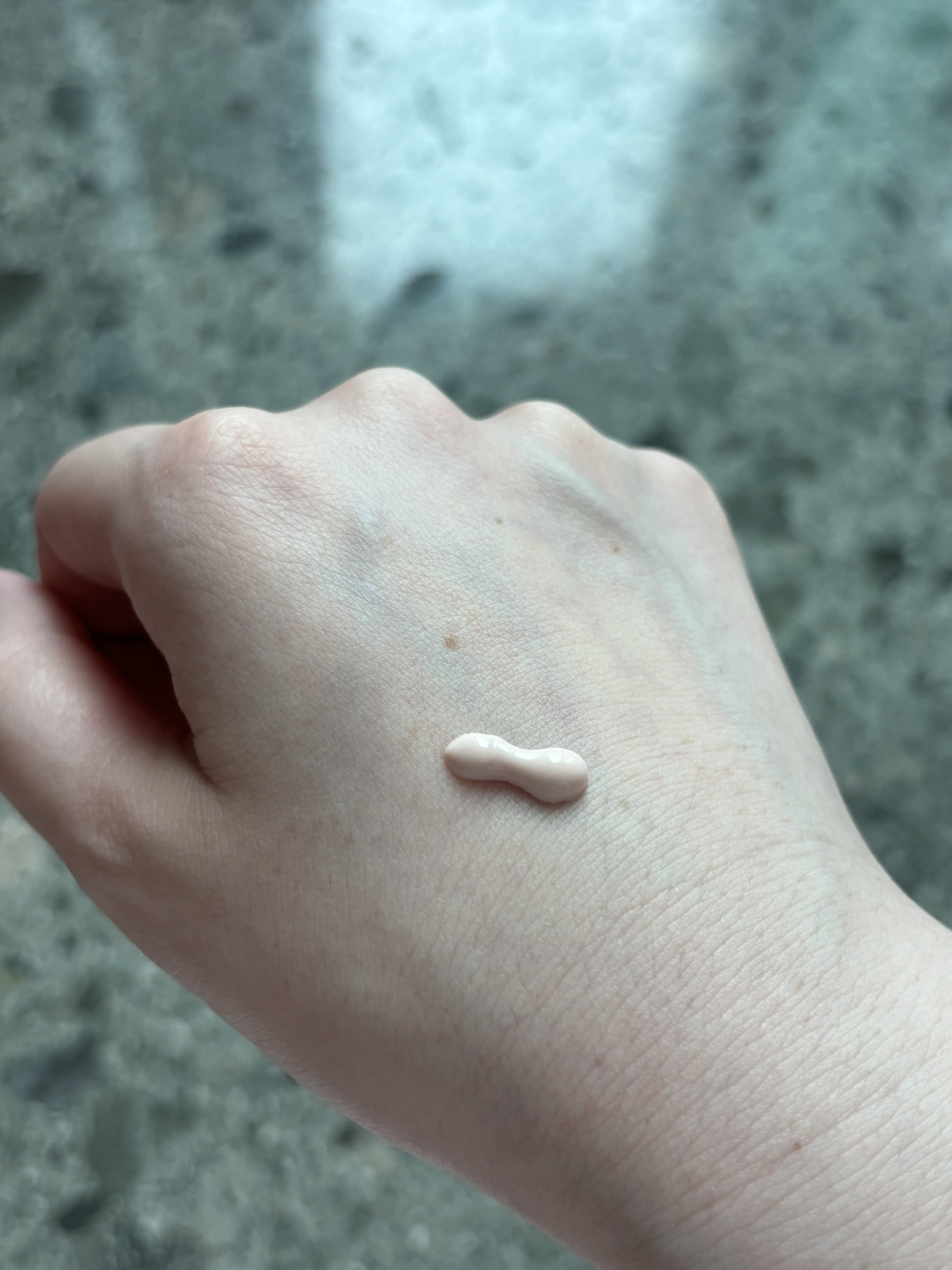 ウォータースプラッシュサンクリーム セラミド 桜エディション（60ml）/espoir/日焼け止めクリームを使ったクチコミ（2枚目）