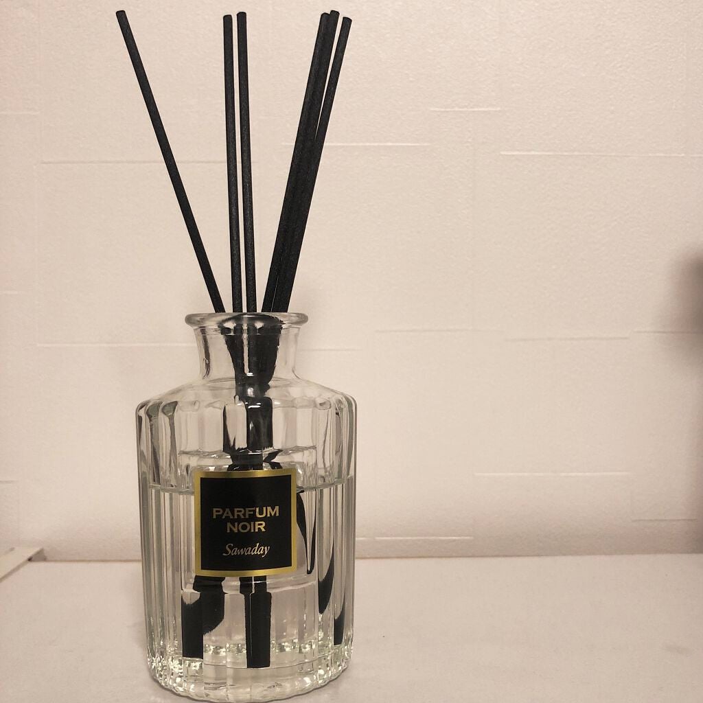 りそ on LIPS 「Sawaday香るStickパルファム・ノアール・部屋の匂いを..」(2枚目)