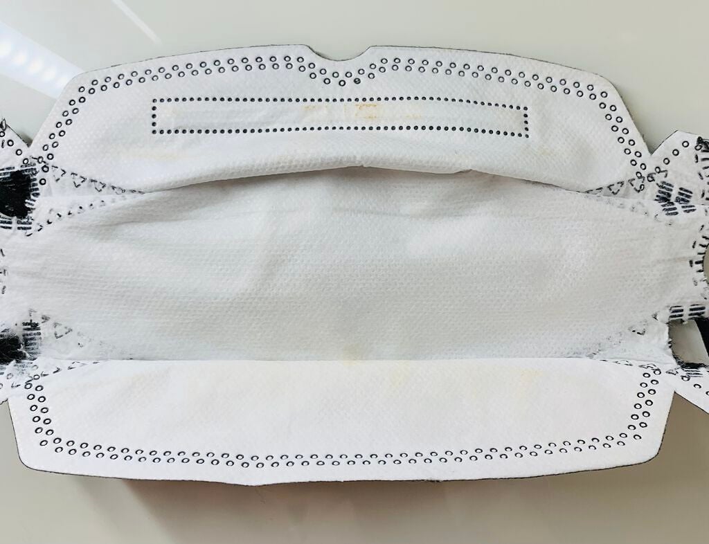 シャーロット ビューティフル スキン ファンデーション/Charlotte Tilbury/リキッドファンデーションを使ったクチコミ(2枚目)