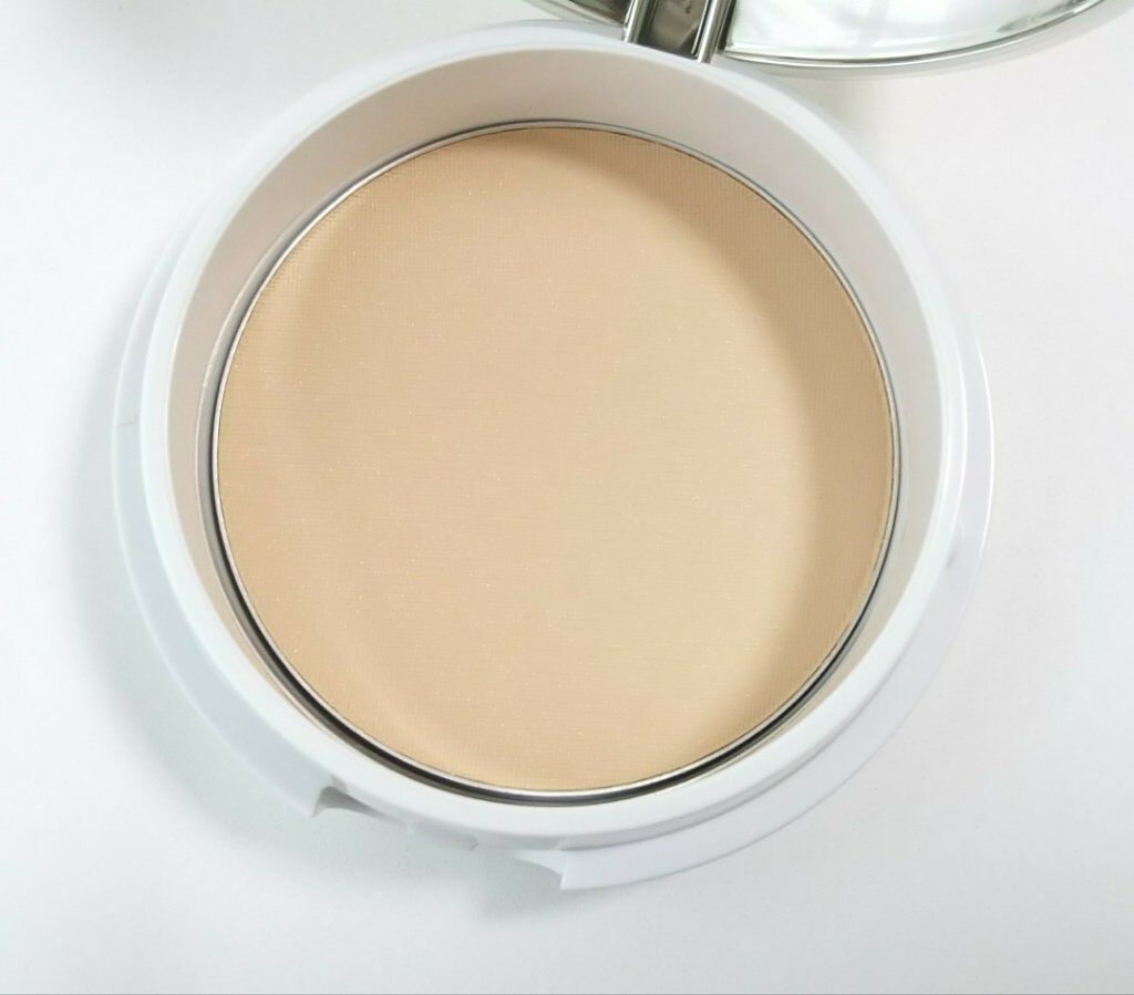 フェイスパウダー ハイカバー N 白肌オークル/クリアラスト/プレストパウダーを使ったクチコミ(3枚目)