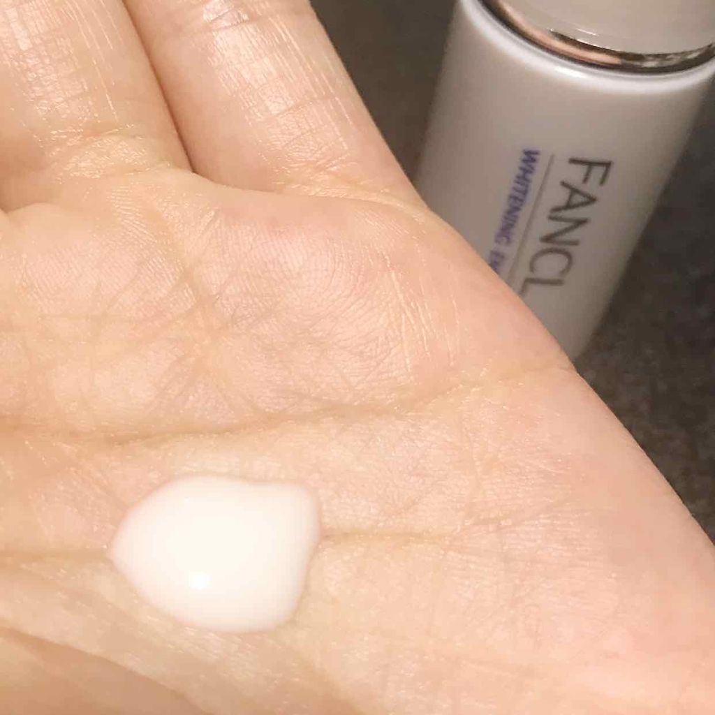 ホワイトニング 化粧液 II しっとり<医薬部外品>/ファンケル/化粧水を使ったクチコミ(3枚目)