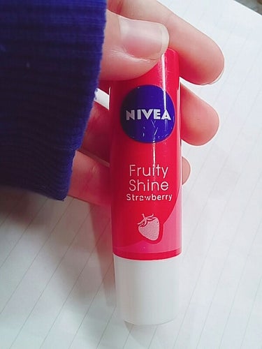 ニベア リップケアシャインシリーズ(韓国限定)/NIVEA(海外)/リップケア・リップクリームを使ったクチコミ（2枚目）