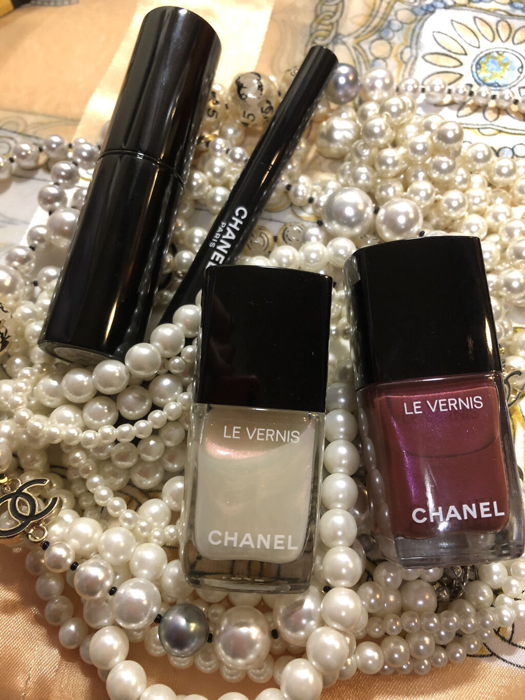 スティロ オンブル エ コントゥール 40 ベージュ ペルレ/CHANEL/スティックアイシャドウを使ったクチコミ（1枚目）
