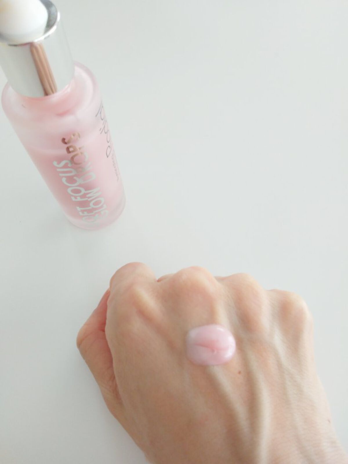  ソフトフォーカスグローブースタードロップス/ロディアル/化粧下地を使ったクチコミ（2枚目）