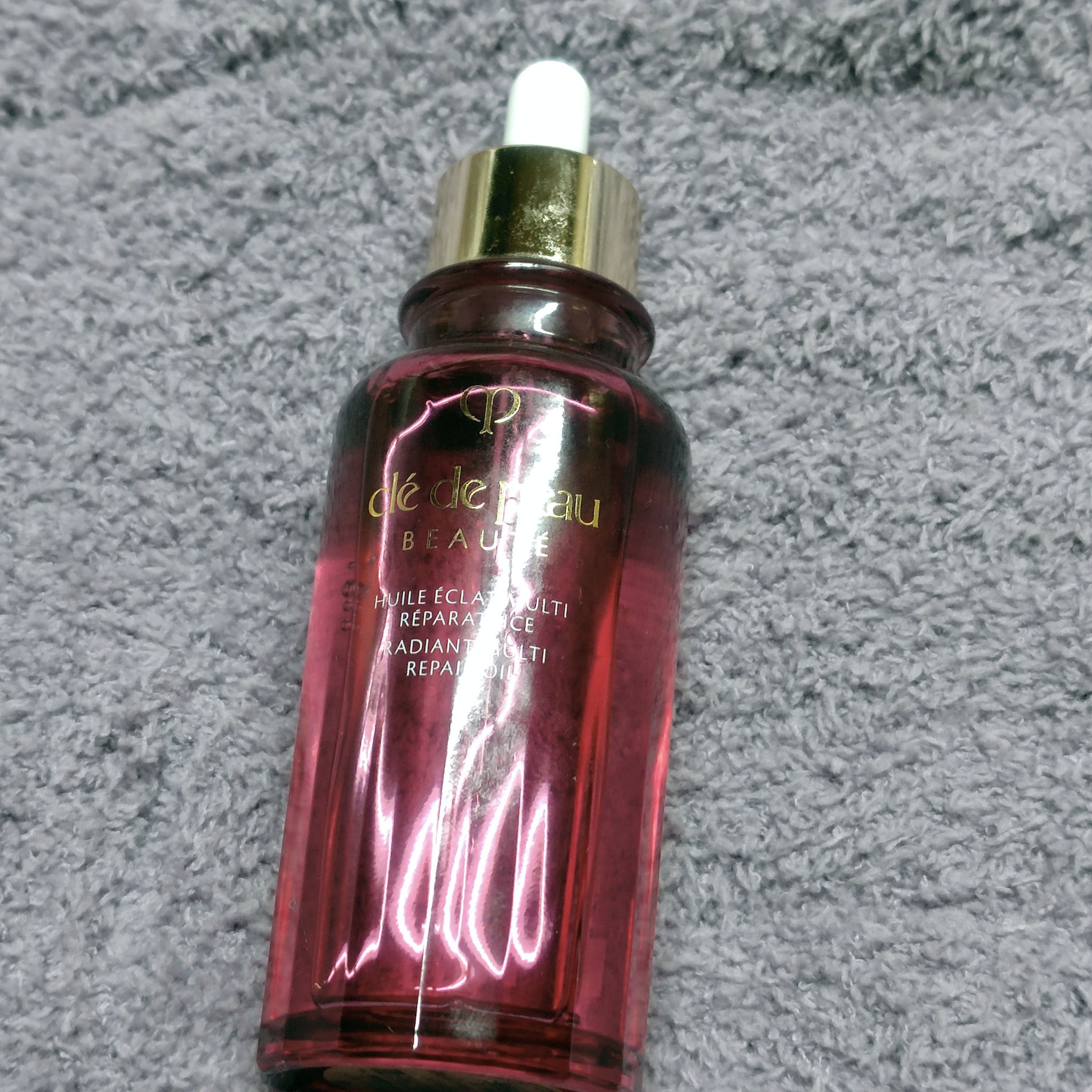 ユイルレパラトゥリス/クレ・ド・ポー ボーテ/美容液を使ったクチコミ（3枚目）