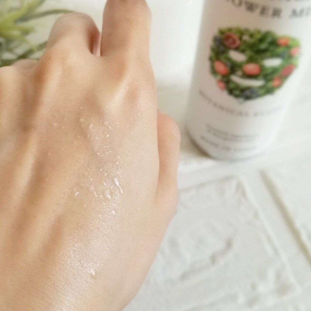 ボタニカルシャワーミスト エイジモイスト/BOTANICAL ESTHE/ミスト状化粧水を使ったクチコミ(4枚目)