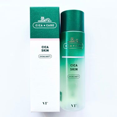 VT Cosmetics 
VT CICA SKIN


こちらもA’pieuのクリームと共に私の肌を救ってくれたアイテム。


保湿力はやや心許ないのですが鎮静されるのを感じます。（韓国コスメって鎮静