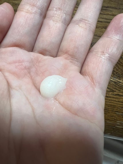 アイクリーム N°1 ドゥ シャネル/CHANEL/アイケア・アイクリームを使ったクチコミ(2枚目)