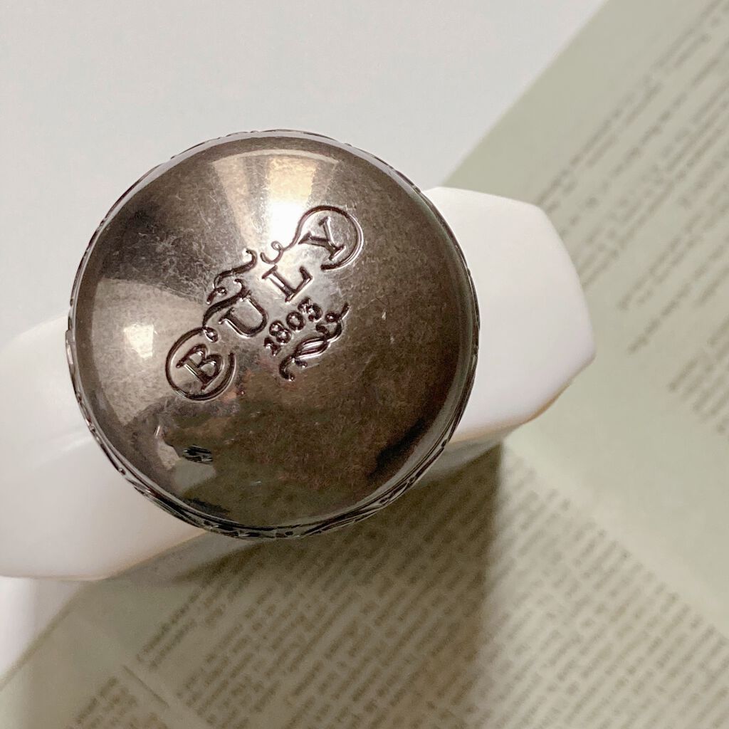 レ・ヴィルジナル/オフィシーヌ・ユニヴェルセル・ビュリー/ボディミルクを使ったクチコミ（2枚目）