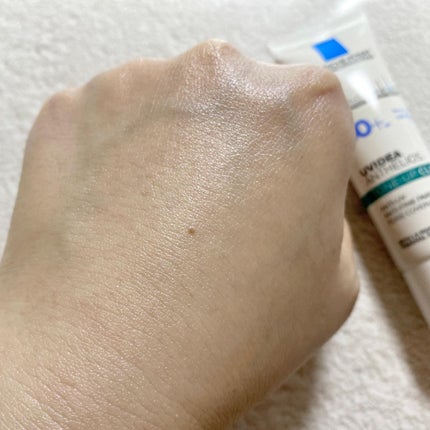 UVイデア XL プロテクショントーンアップ クリア/ラ ロッシュ ポゼ/化粧下地を使ったクチコミ(4枚目)