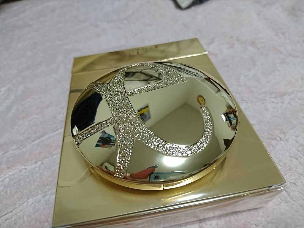 ラ プードル オートニュアンス/Elégance/プレストパウダーを使ったクチコミ（2枚目）