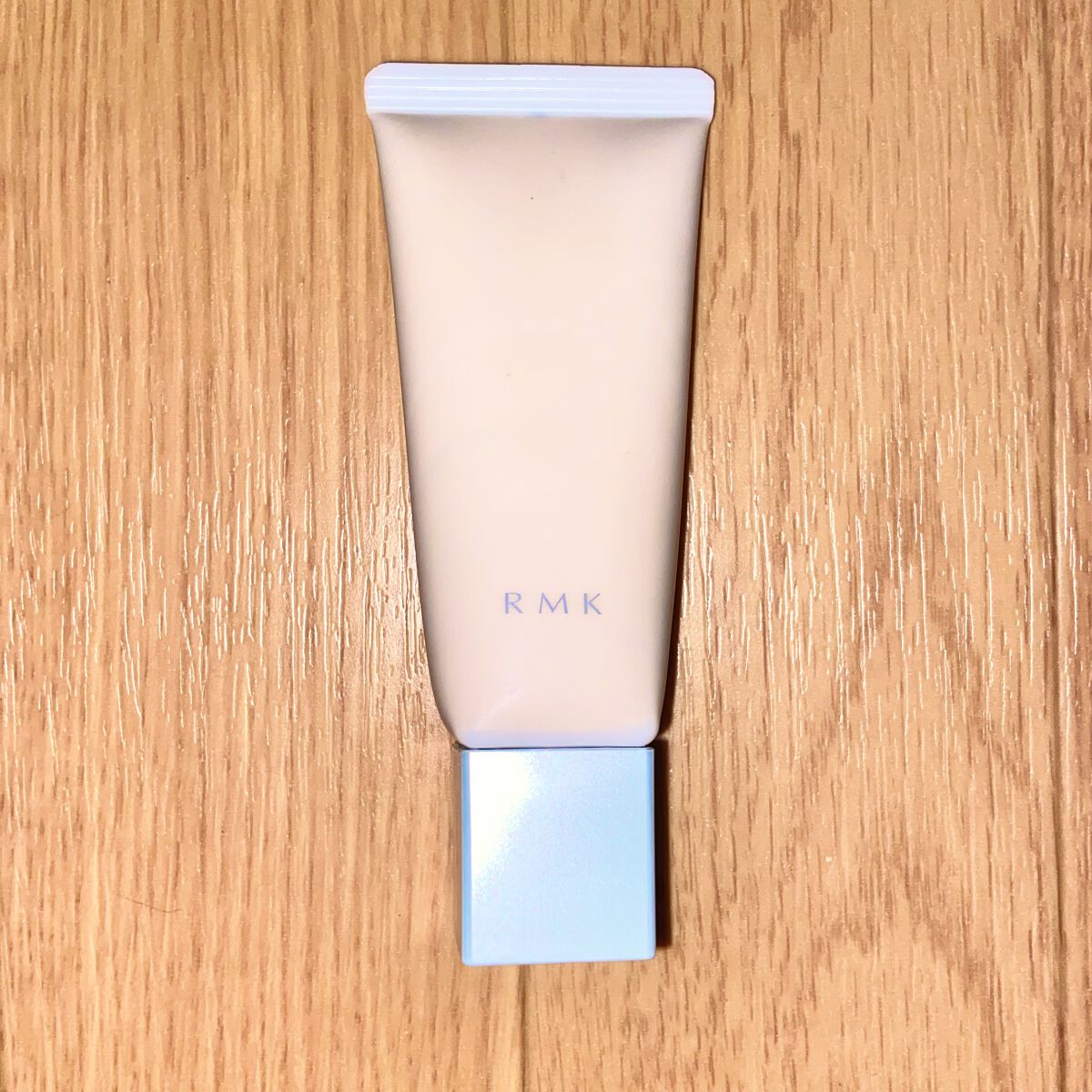 Laka シン スティラー UV ファンデーション のクチコミ「本日紹介するのは
　　LAKAシン スティラー UV ファンデーション
　　　　　　　　　　　.....」（1枚目）