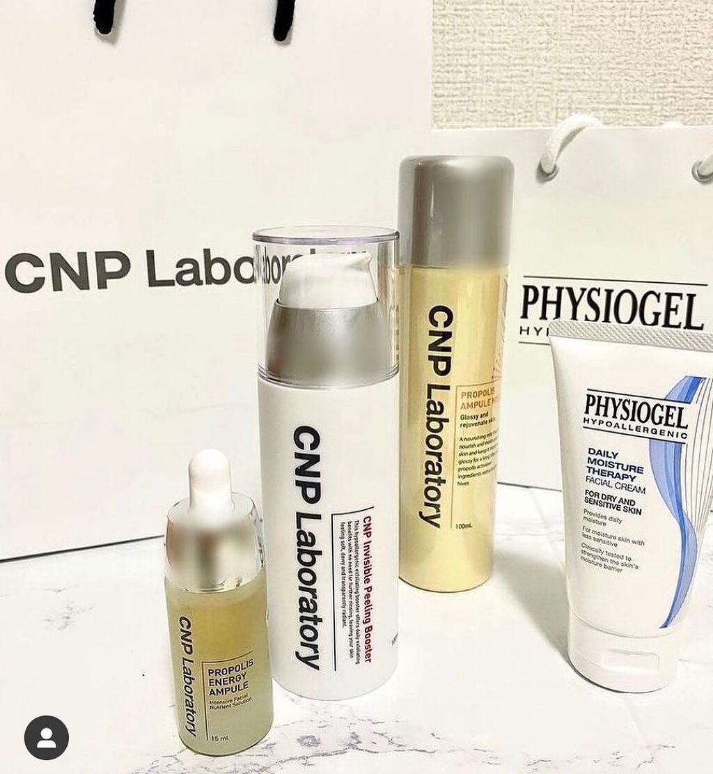 銀座ステファニー化粧品さんにお邪魔したよ🐰

店内は綺麗に陳列されてて
美人&イケメンの韓国人スタッフの方が丁寧に商品の説明をしてくれたよ😘(日本語めっちゃじょうず！)
全部お試しさせてもらえます😊

【CNP プロP セラム】
プロ