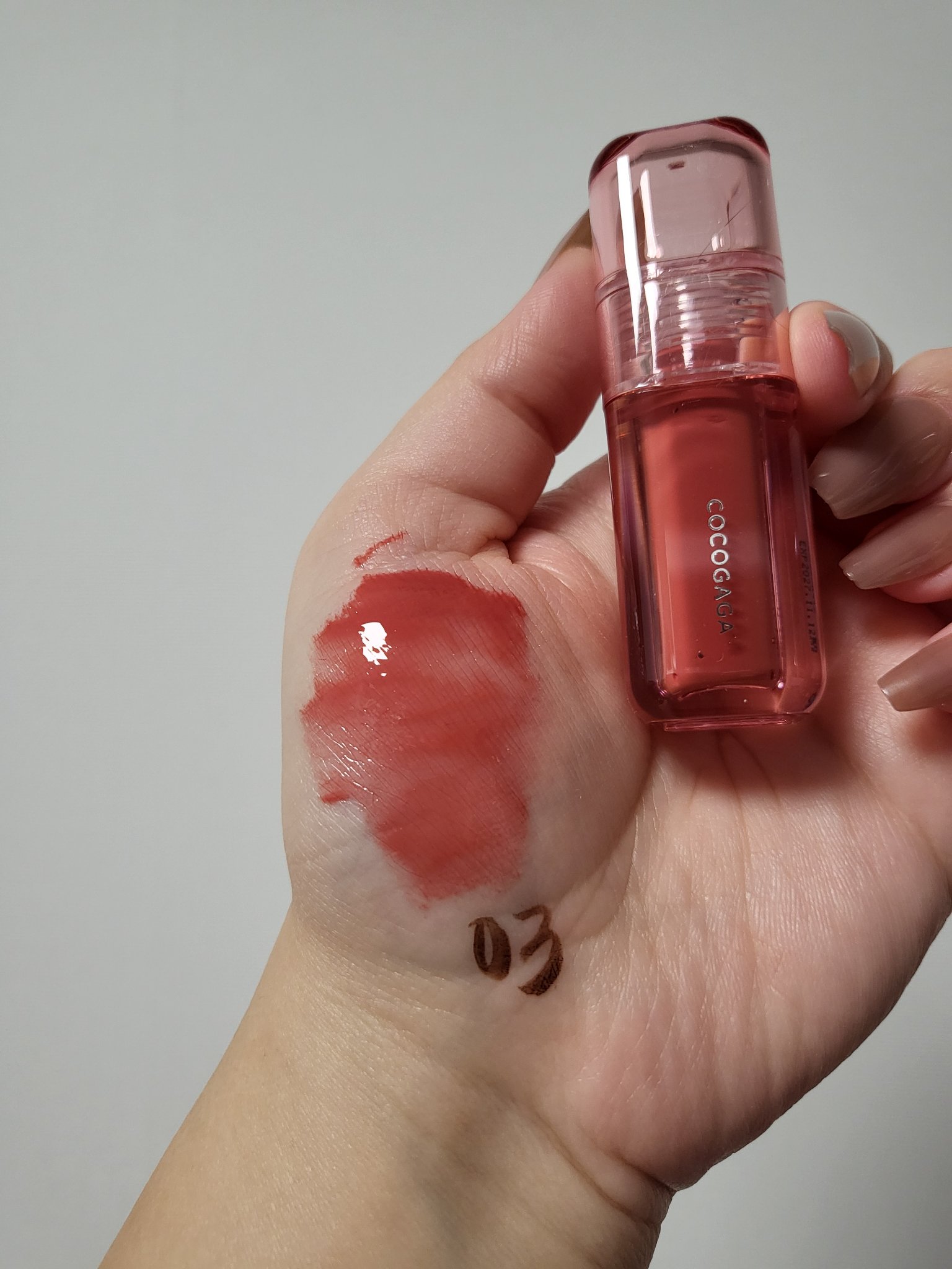 ニャンジェリーグロウティント/COCOGAGA/リップティントを使ったクチコミ（3枚目）