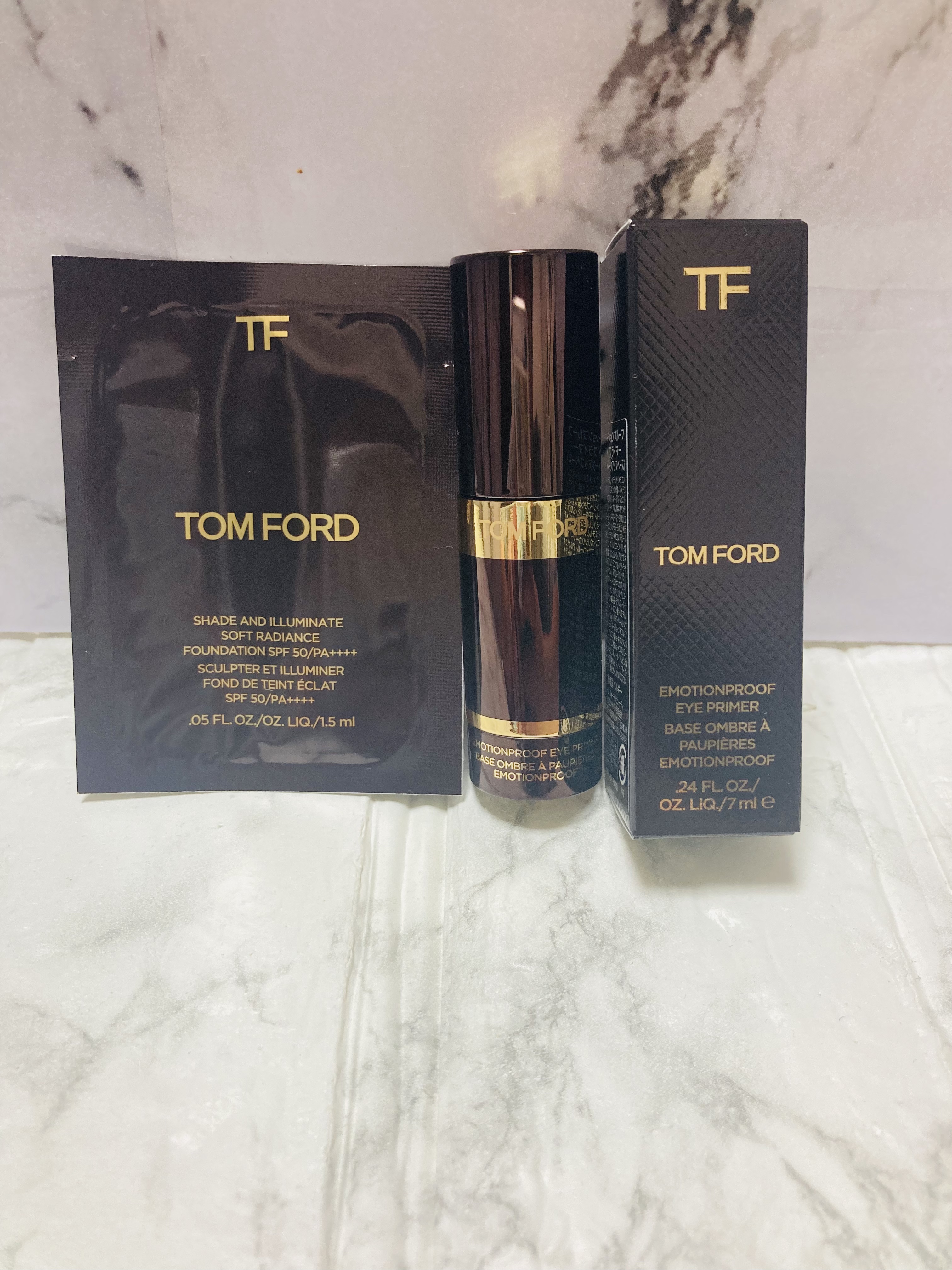 エモーションプルーフ アイ プライマー/TOM FORD BEAUTY/アイシャドウベースを使ったクチコミ（1枚目）