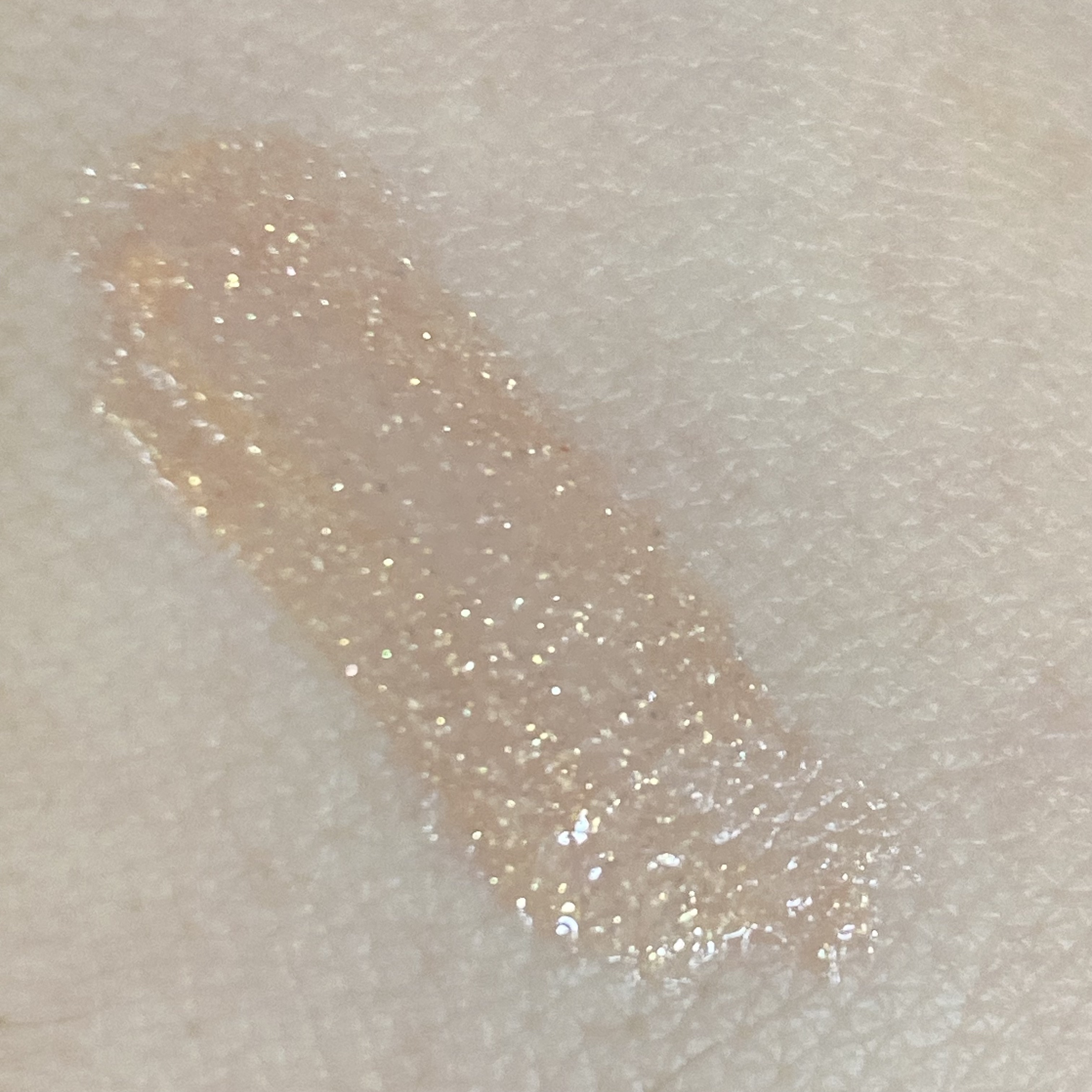 グロス ヴォリュプテ/YVES SAINT LAURENT BEAUTE/リップグロスを使ったクチコミ（3枚目）