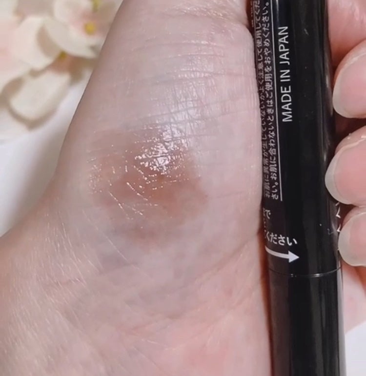 ゆぽぽㄘゃん(フォロバ100) on LIPS 「\気になる分け目や生え際に!/ポンポンするだけヘアティント😉♡..」(5枚目)