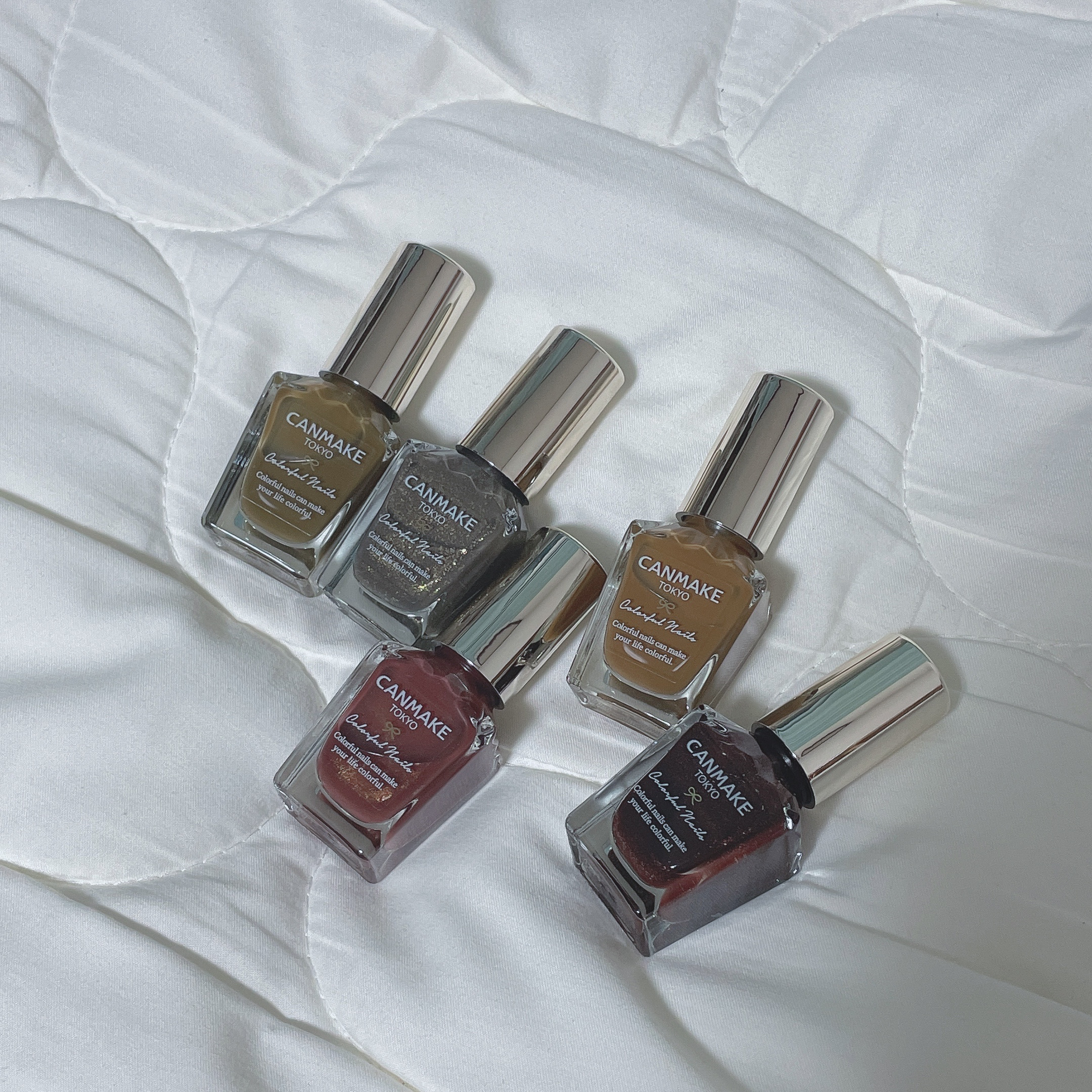 カラフルネイルズ/キャンメイク/マニキュアを使ったクチコミ（1枚目）