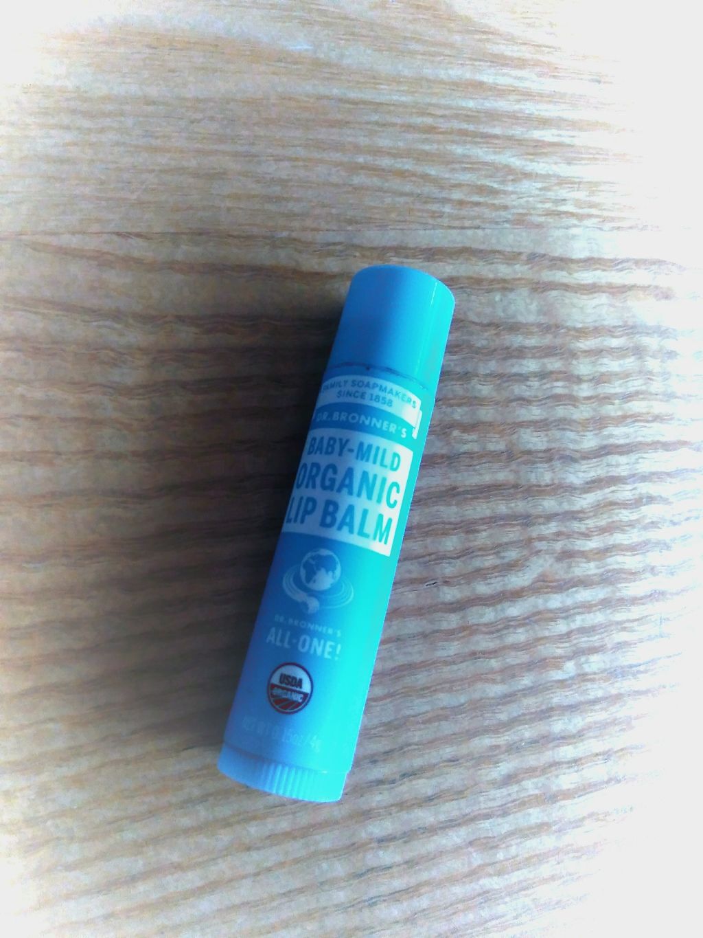 マジック オーガニックリップバーム/ドクターブロナー/リップバームを使ったクチコミ(1枚目)
