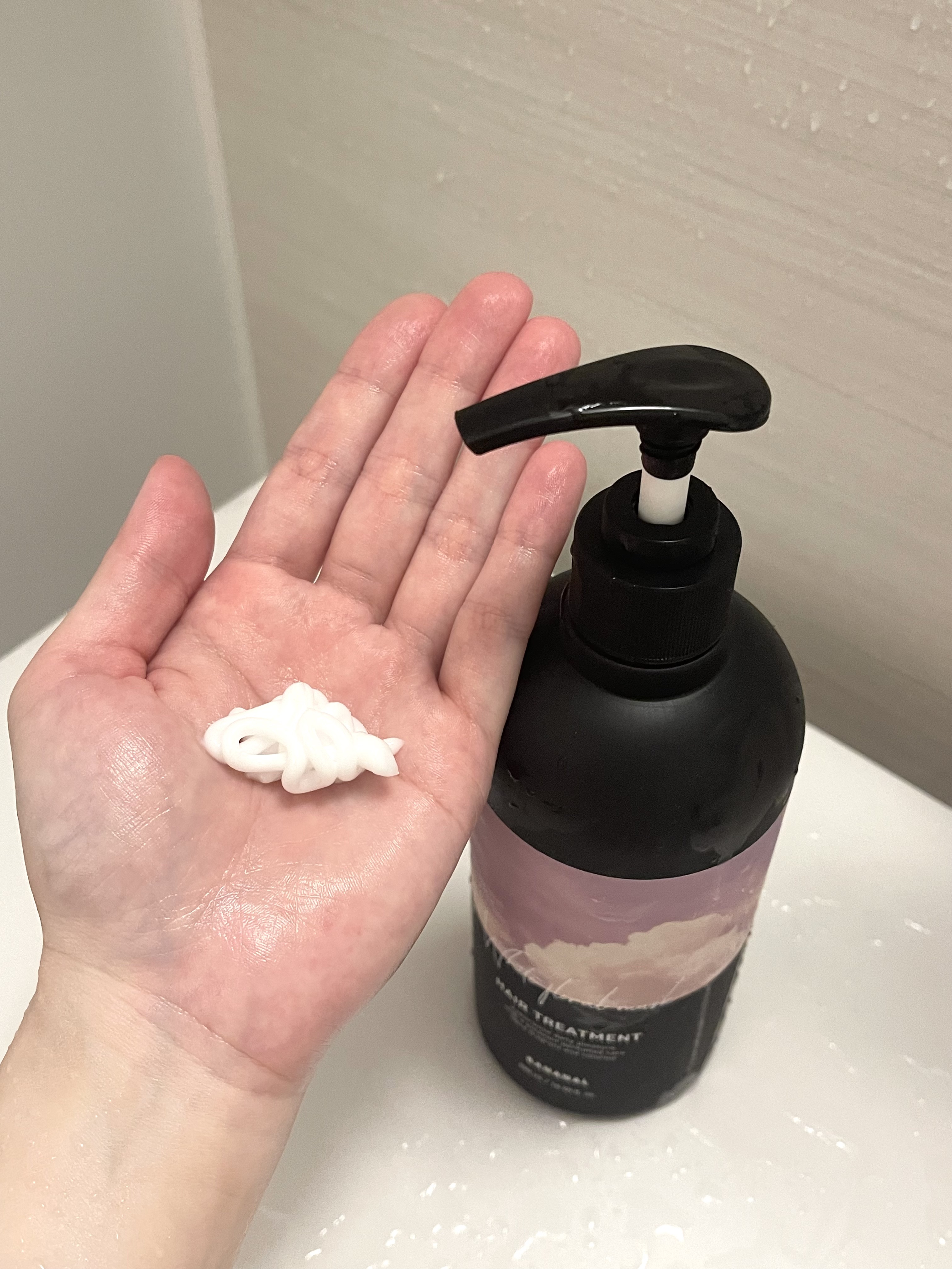 パフュームドヘアシャンプー White Floral Musk/BANANAL/市販シャンプーを使ったクチコミ（3枚目）